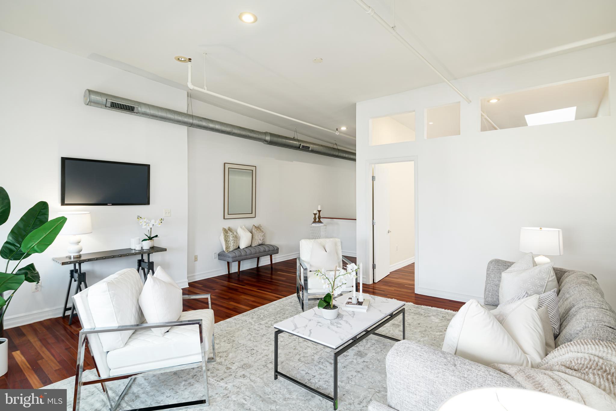 OLD CITY - Residential Lease