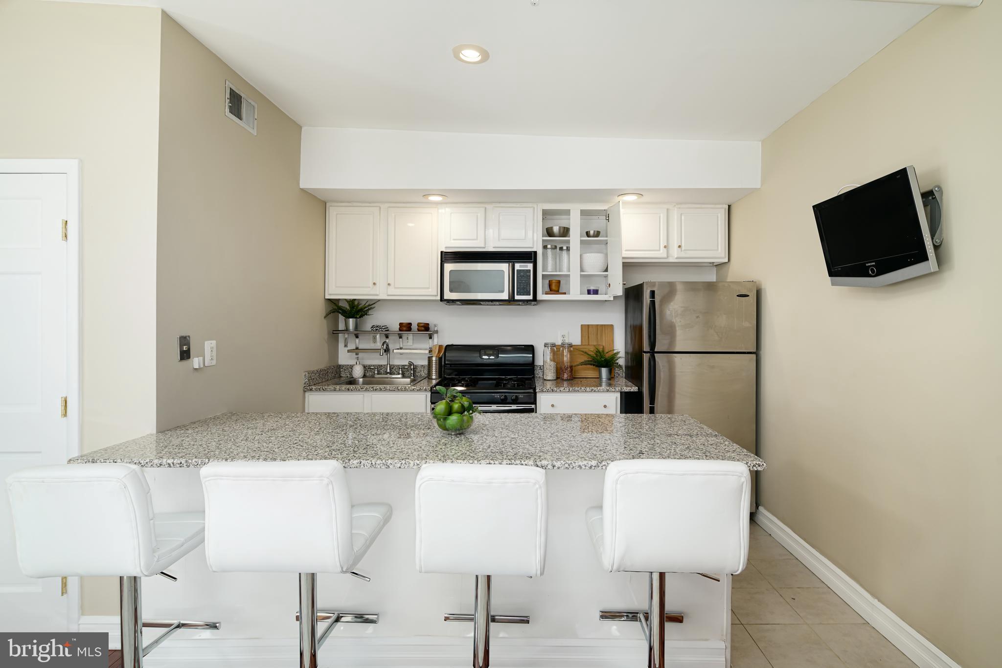 OLD CITY - Residential Lease