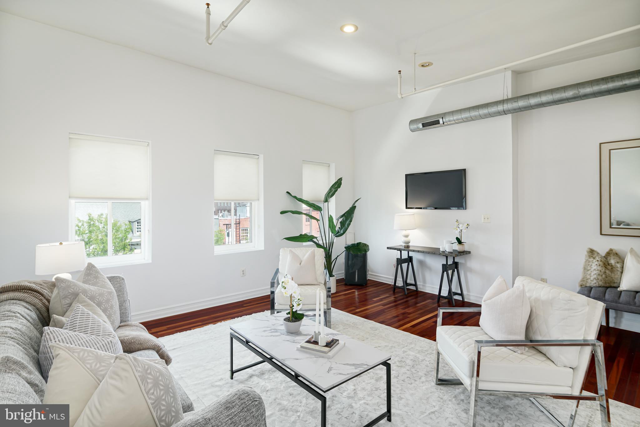 OLD CITY - Residential Lease