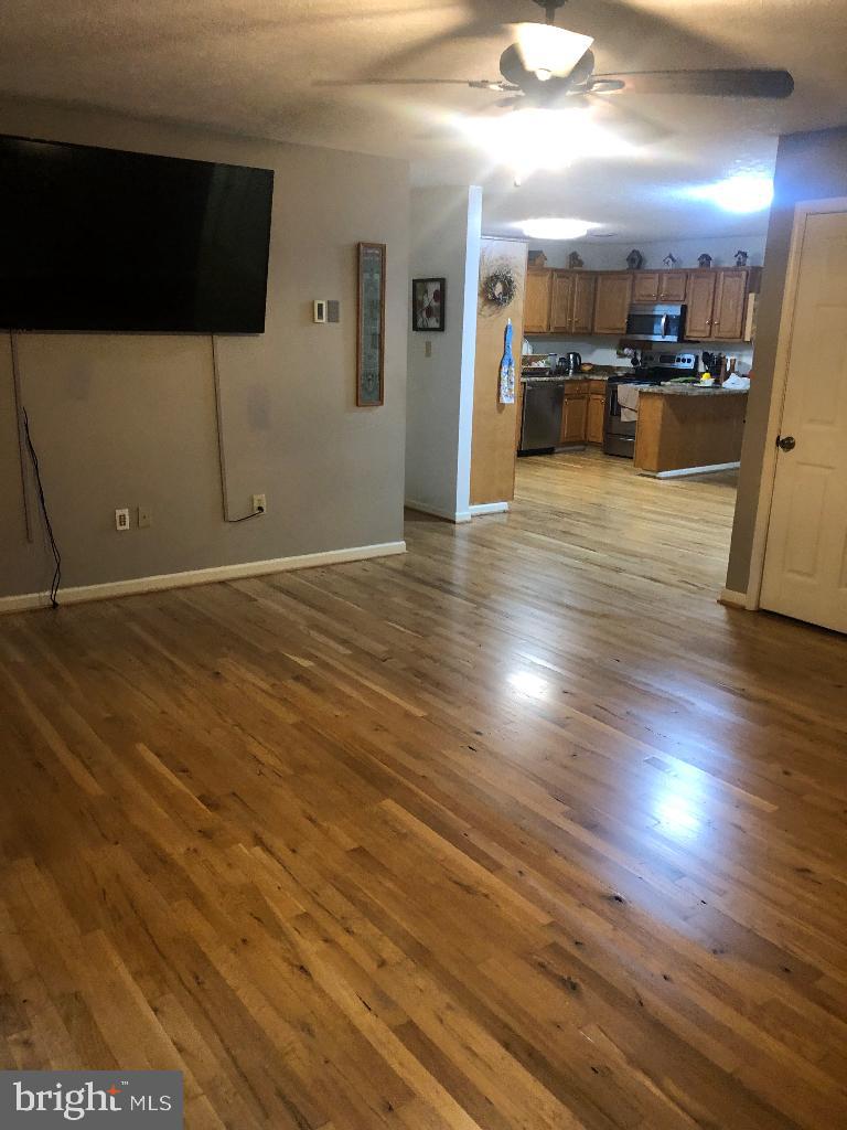 CLOVER MEADOWS - Residential