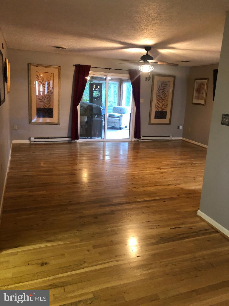 CLOVER MEADOWS - Residential