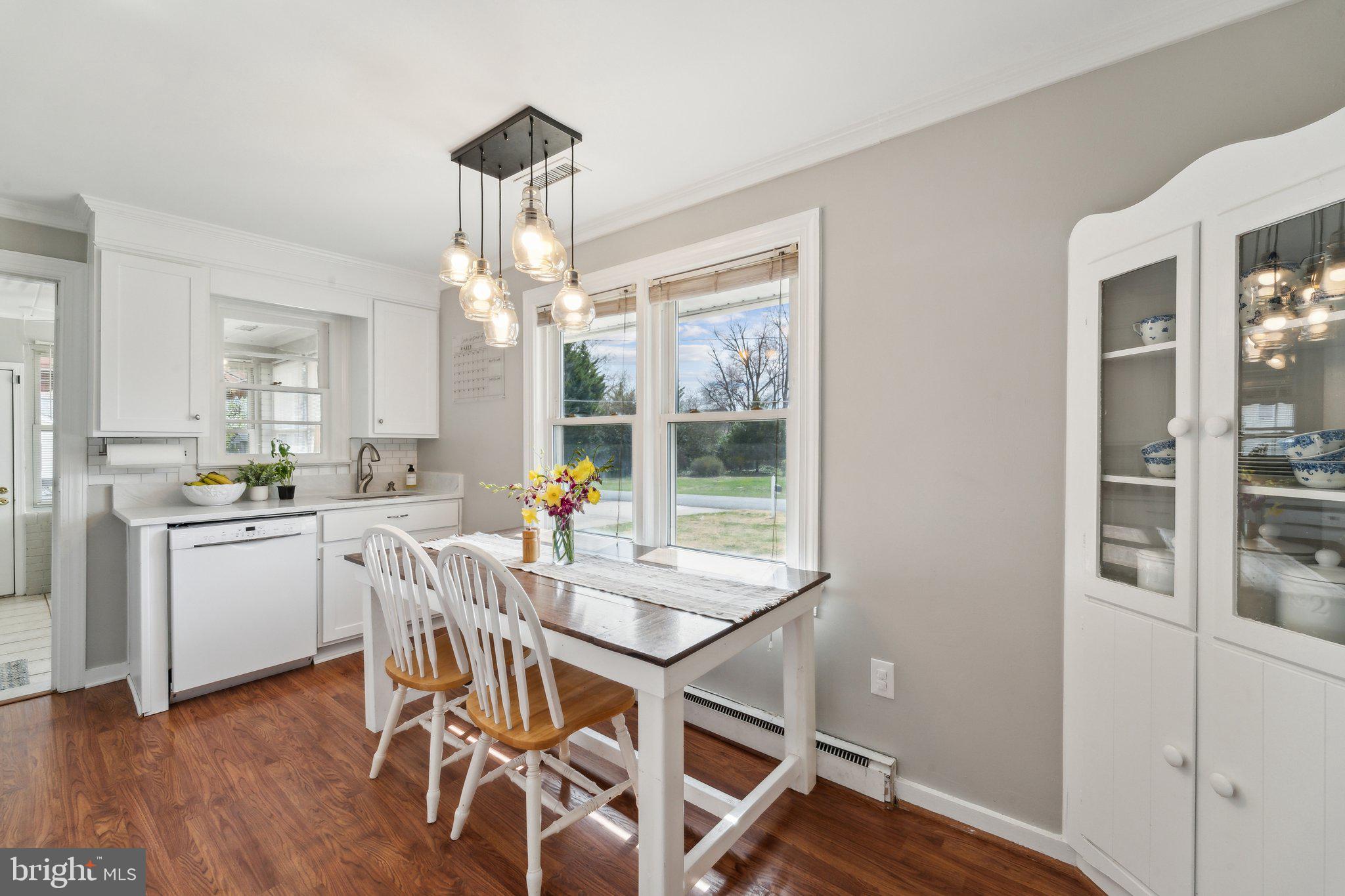 HUTCHISON - Residential