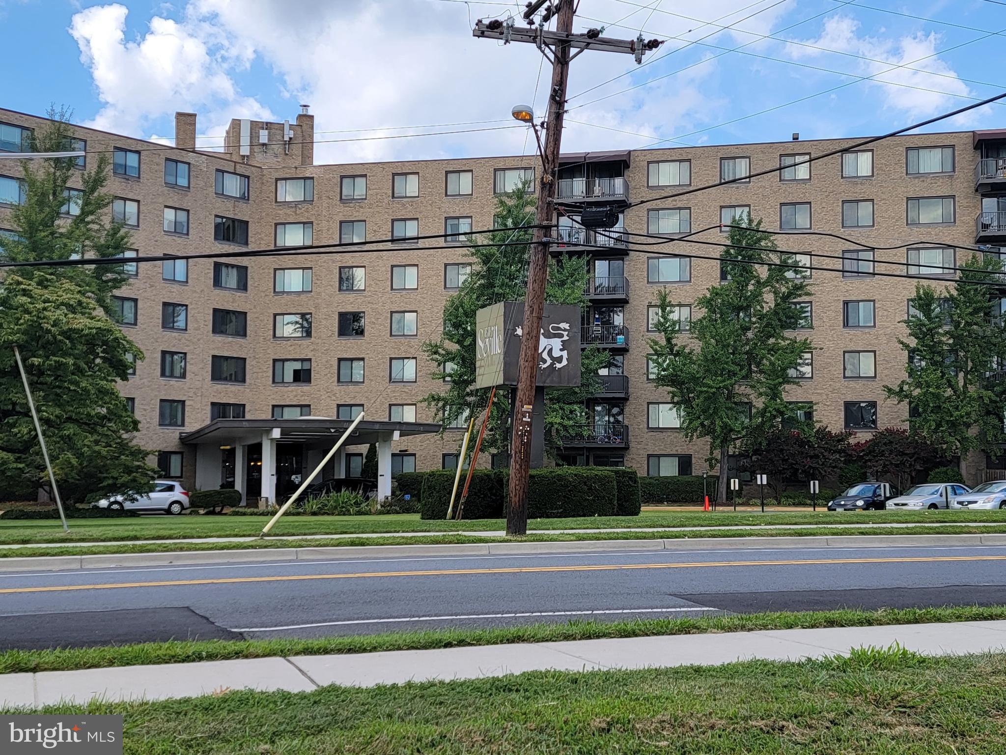 HYATTSVILLE TOWN CENTER - Residential