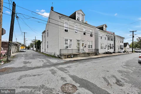 MLS: PAYK2103330