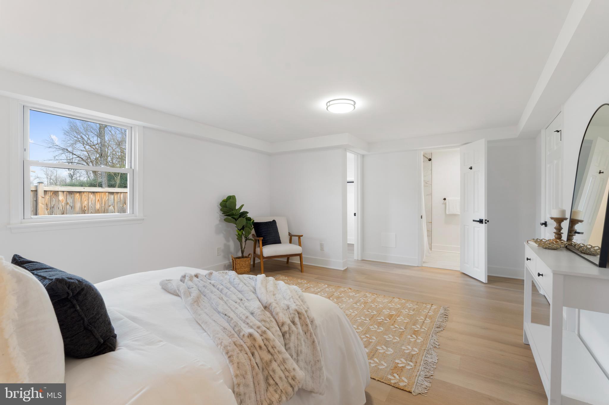 CRESTWOOD ACRES - Residential