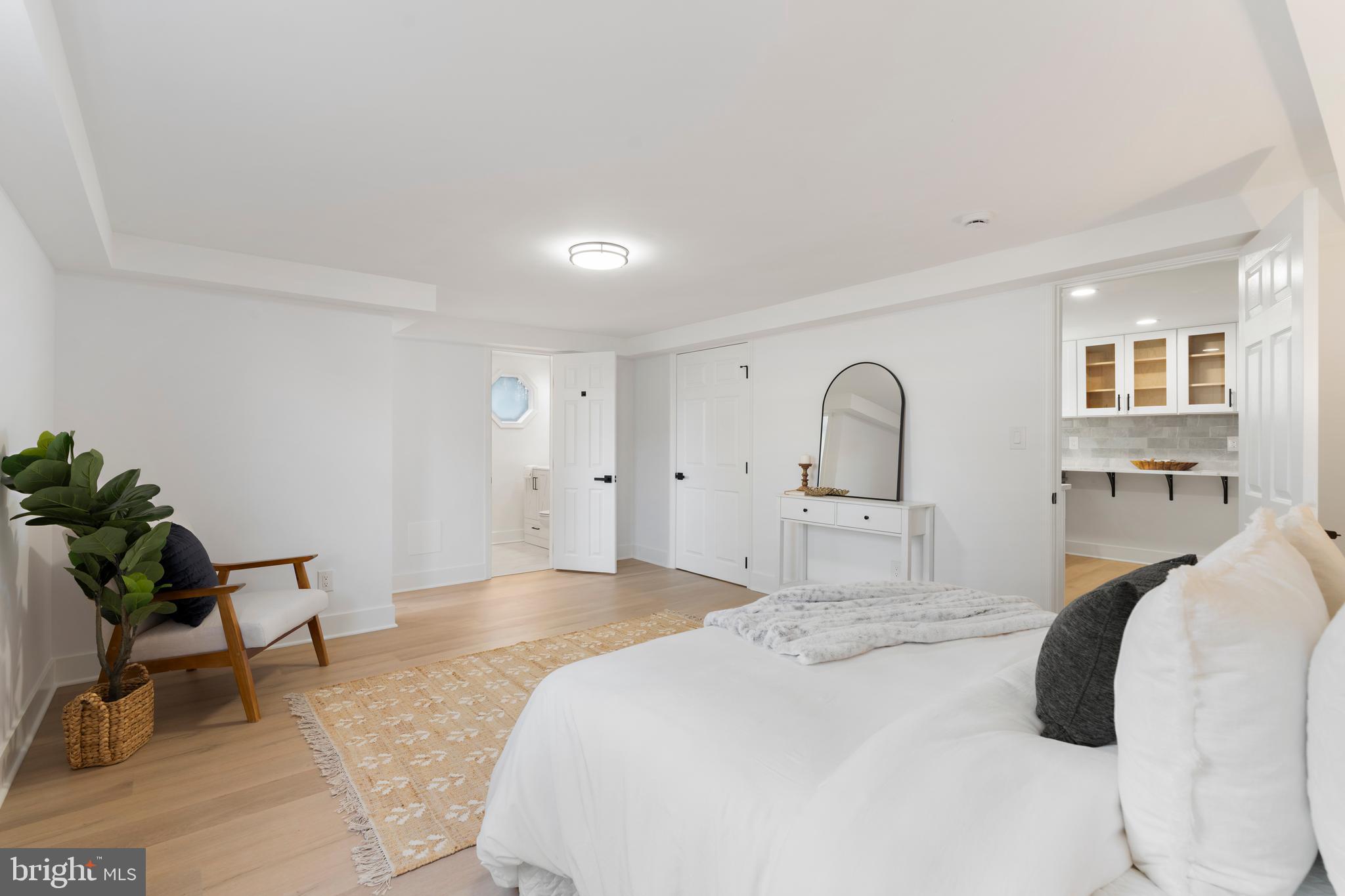 CRESTWOOD ACRES - Residential