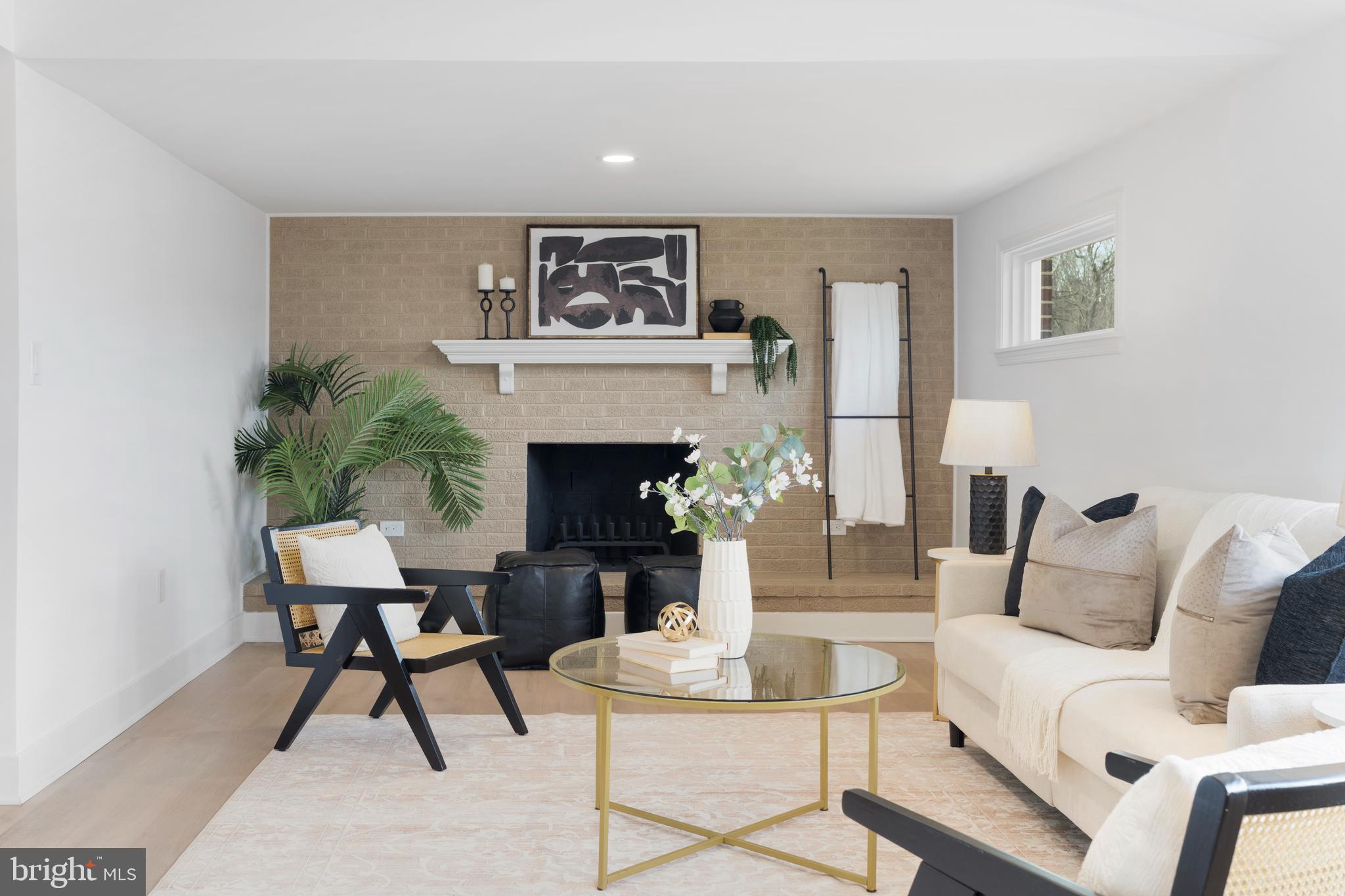 CRESTWOOD ACRES - Residential