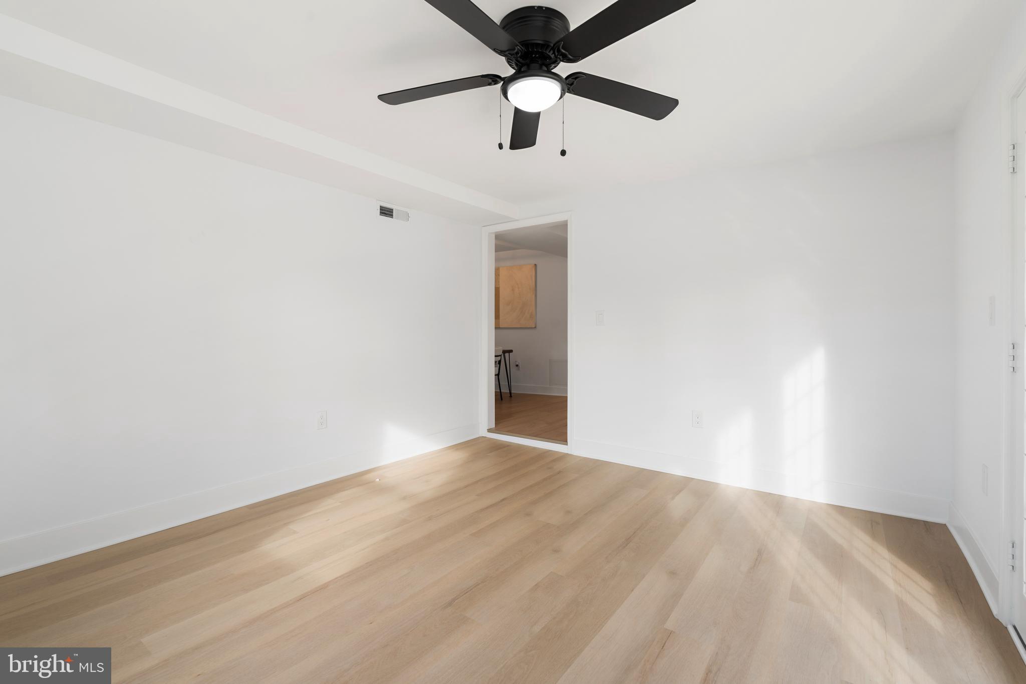 CRESTWOOD ACRES - Residential