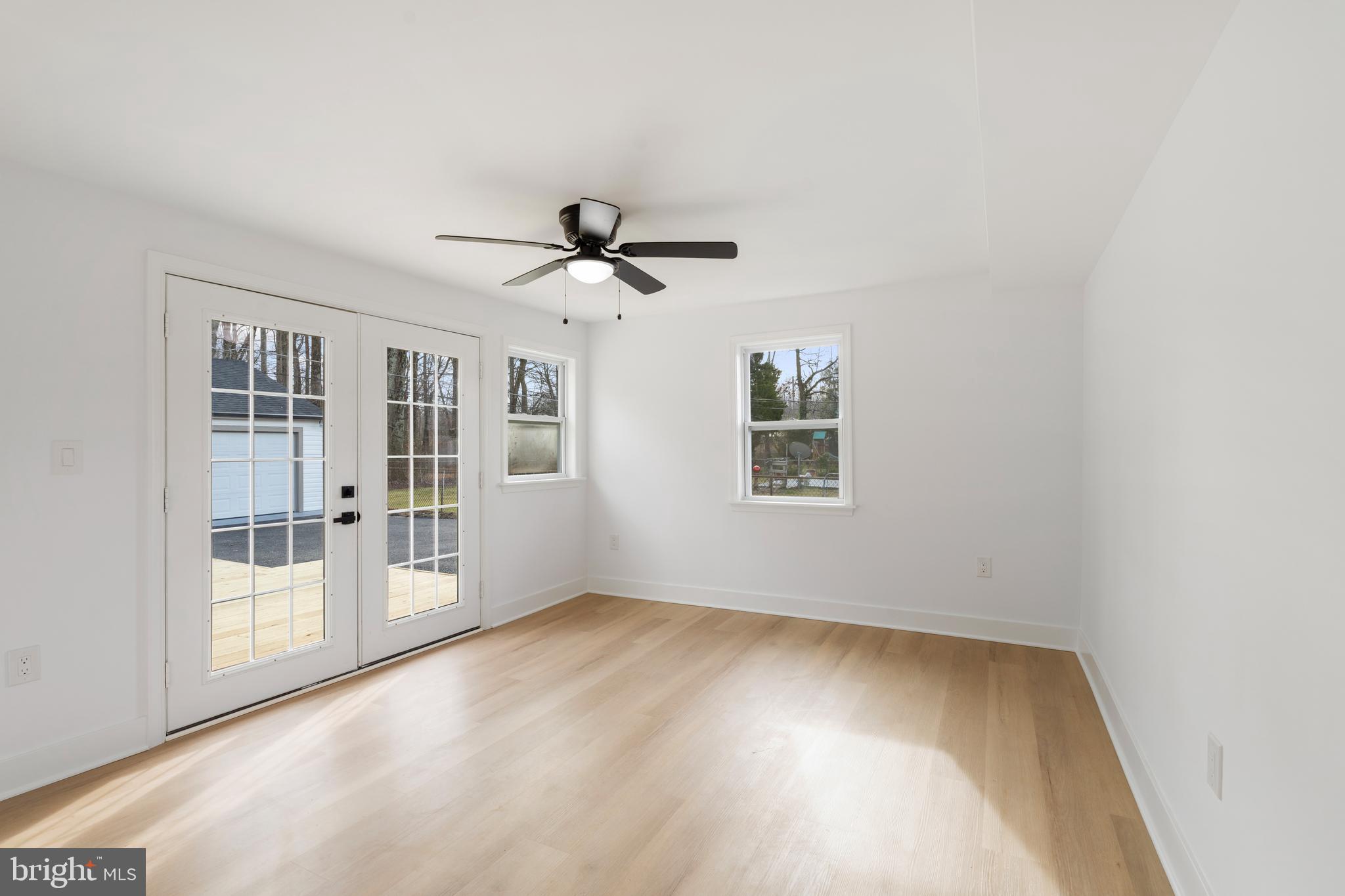 CRESTWOOD ACRES - Residential