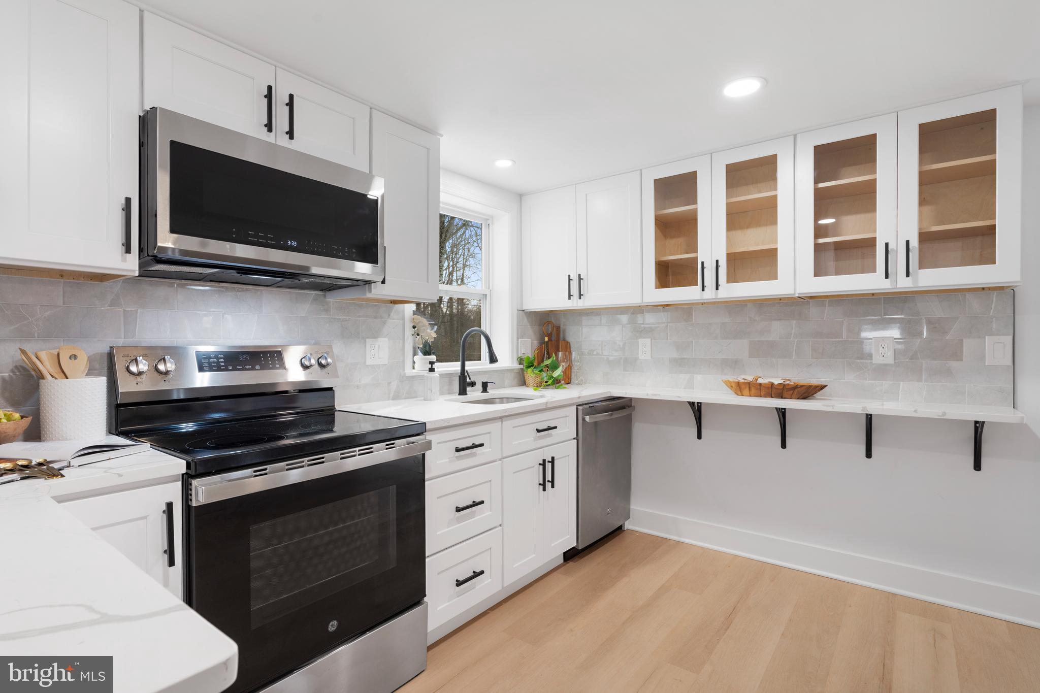 CRESTWOOD ACRES - Residential