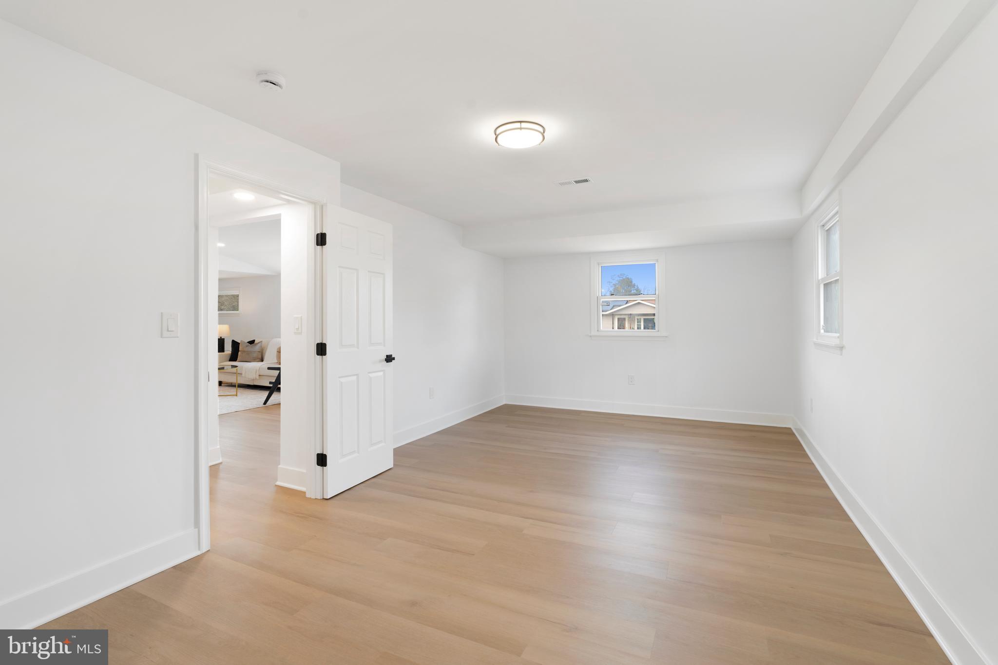 CRESTWOOD ACRES - Residential