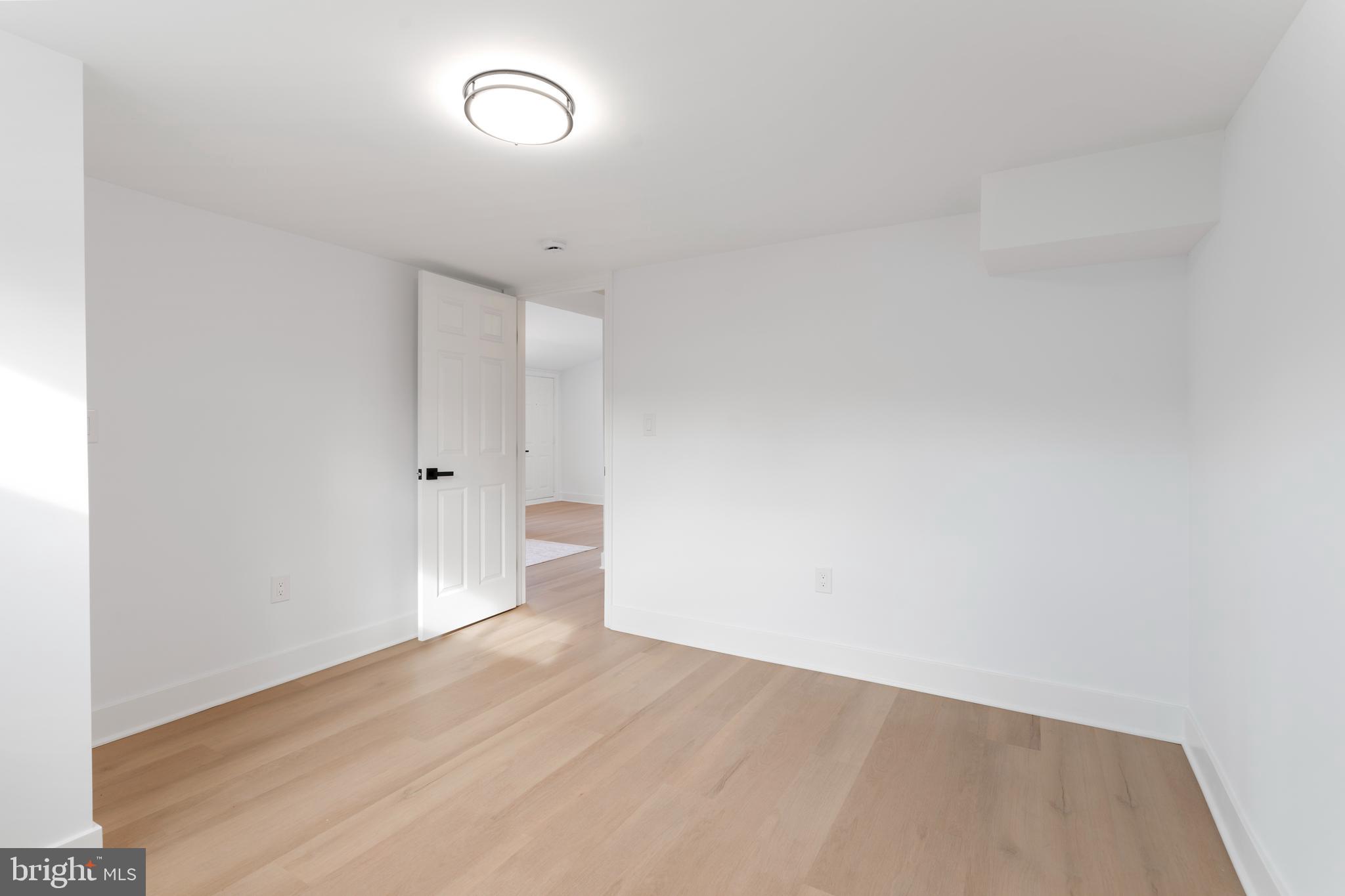 CRESTWOOD ACRES - Residential