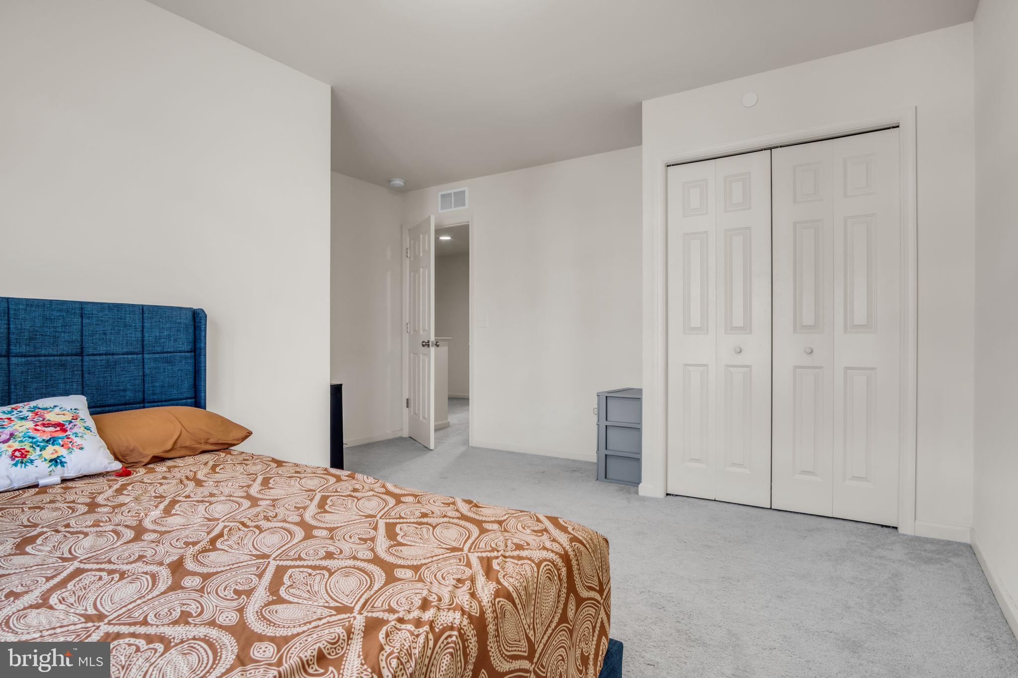 HANBURY COURT - Residential