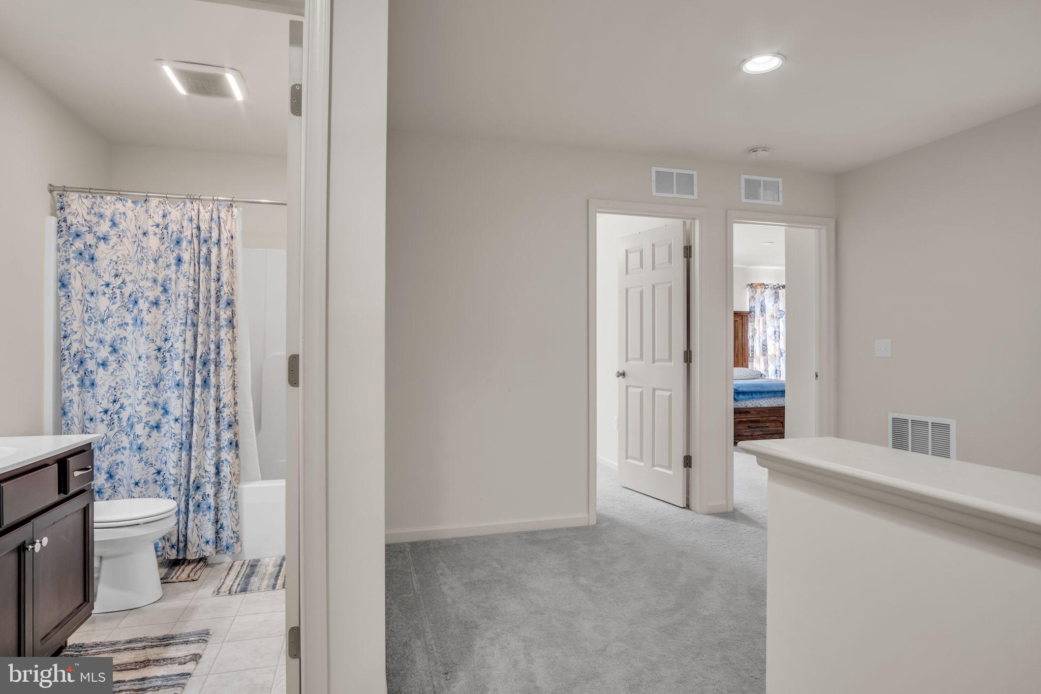 HANBURY COURT - Residential