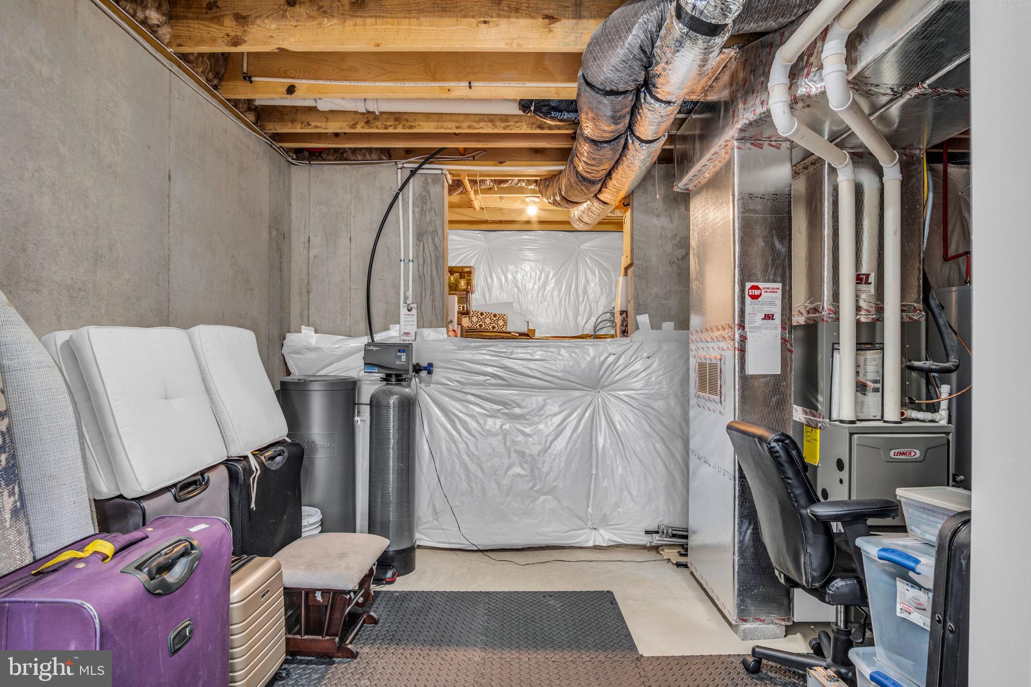 HANBURY COURT - Residential