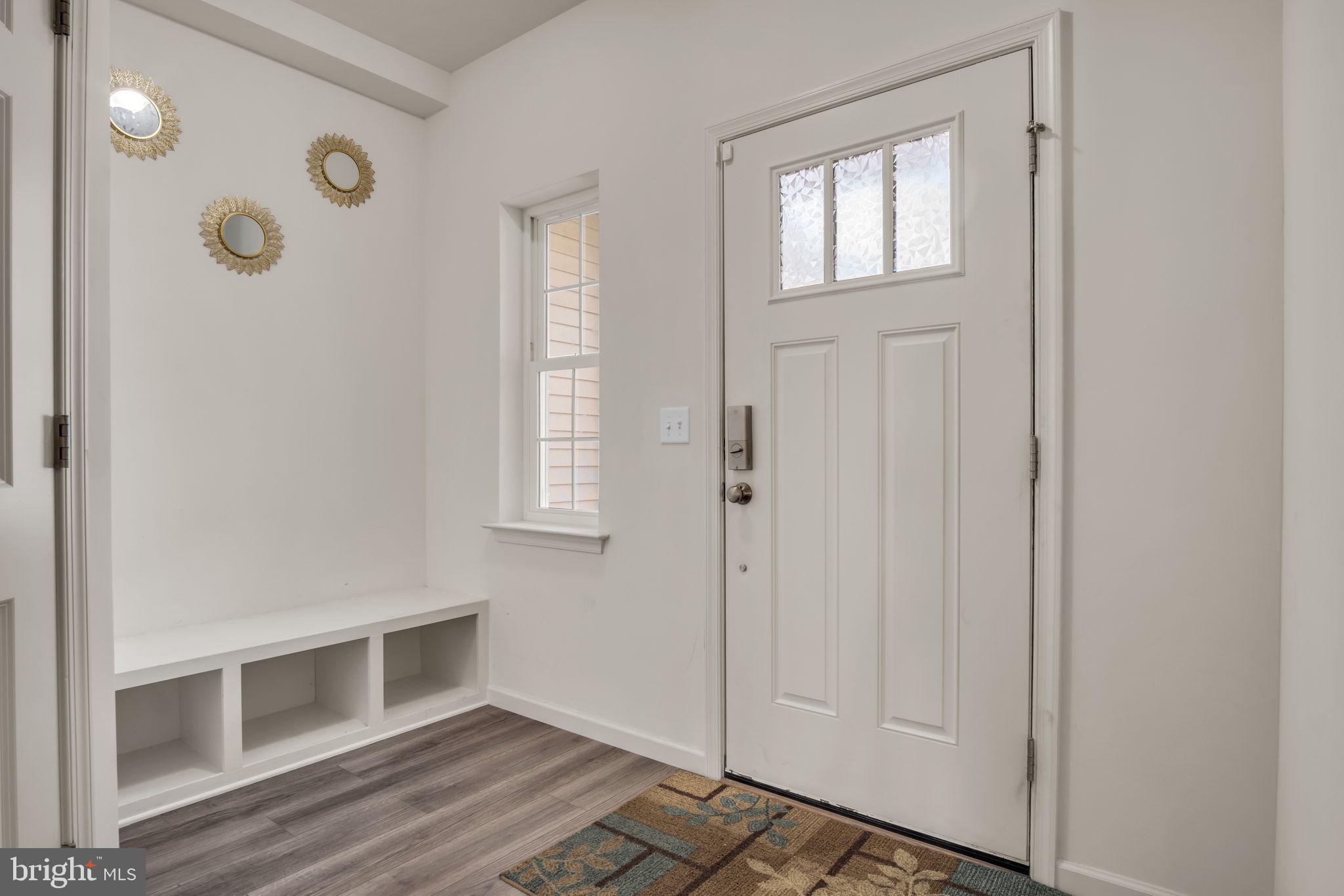 HANBURY COURT - Residential