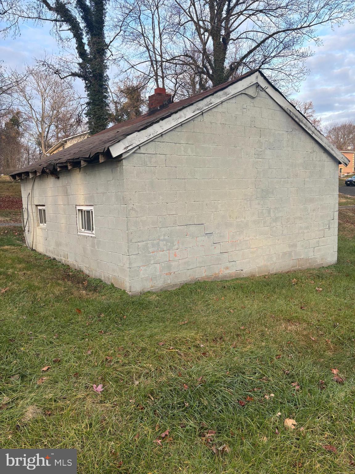 4327 DALRYMPLE ROAD