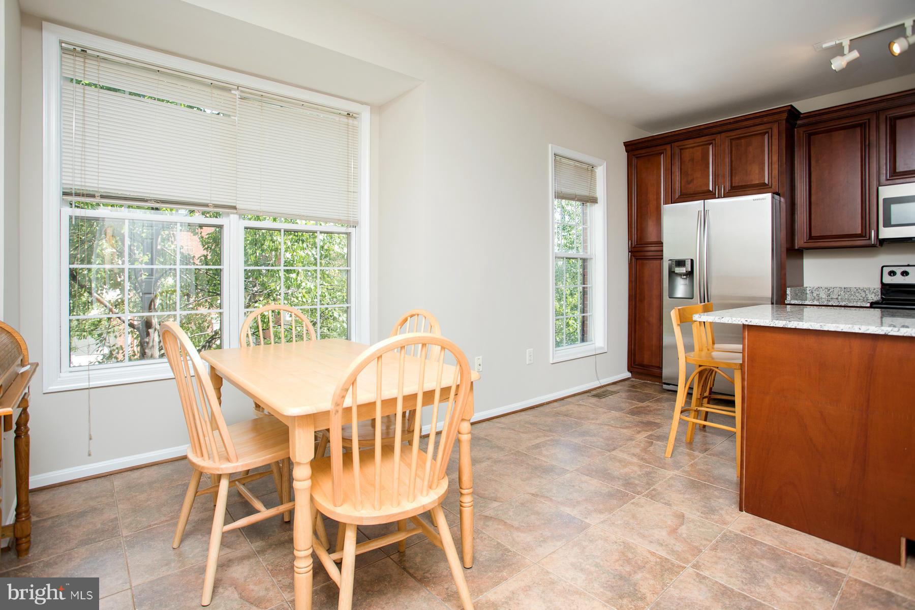 EDSALL RD T/H - Residential