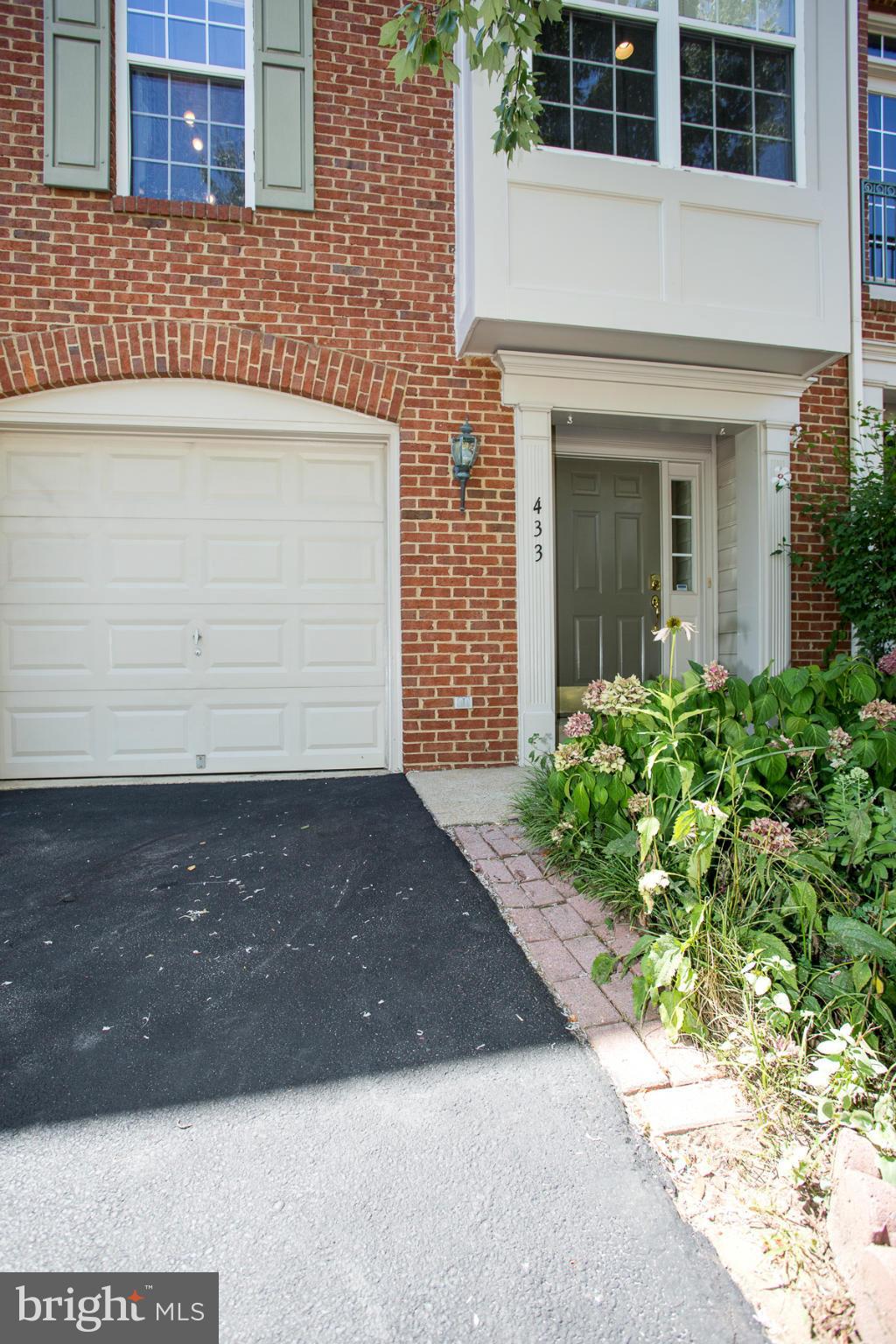 EDSALL RD T/H - Residential