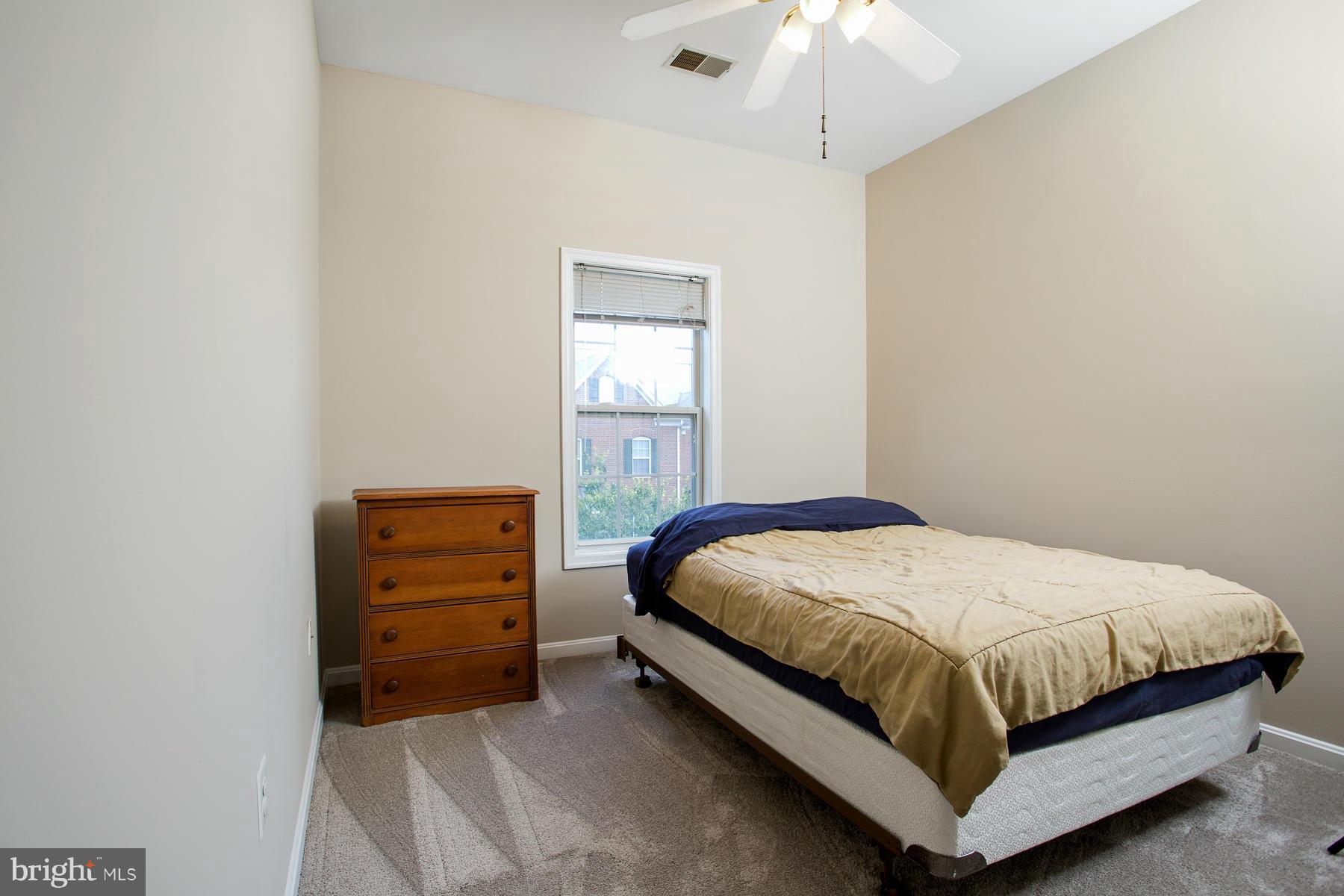 EDSALL RD T/H - Residential