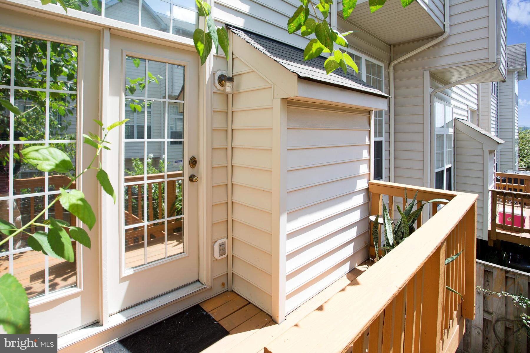 EDSALL RD T/H - Residential