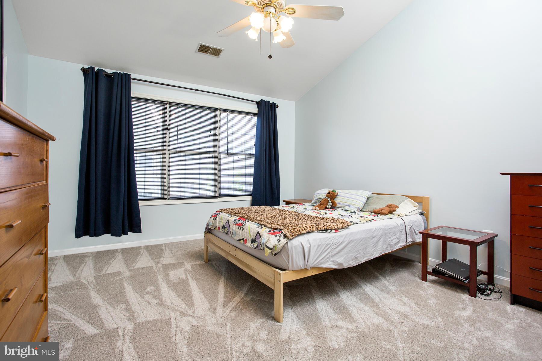 EDSALL RD T/H - Residential