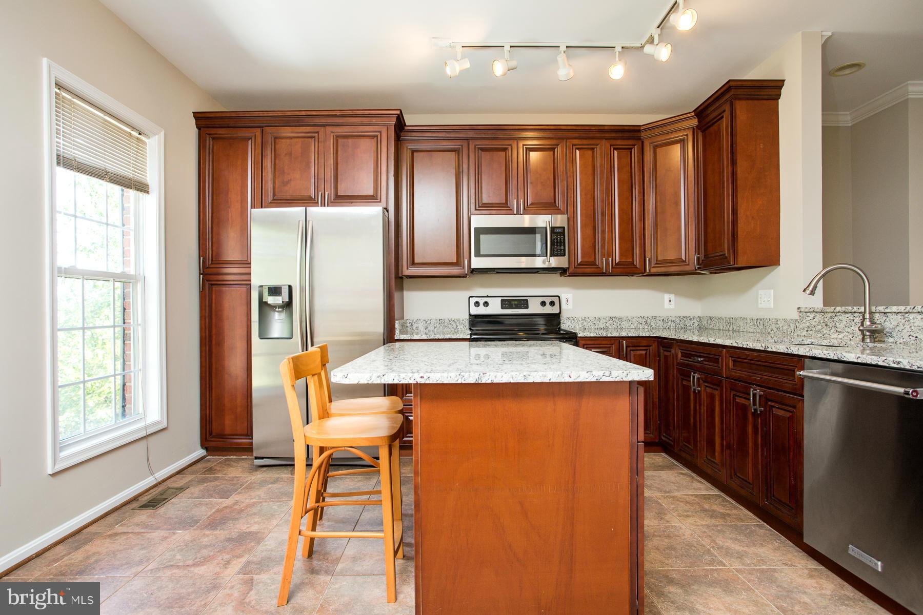 EDSALL RD T/H - Residential