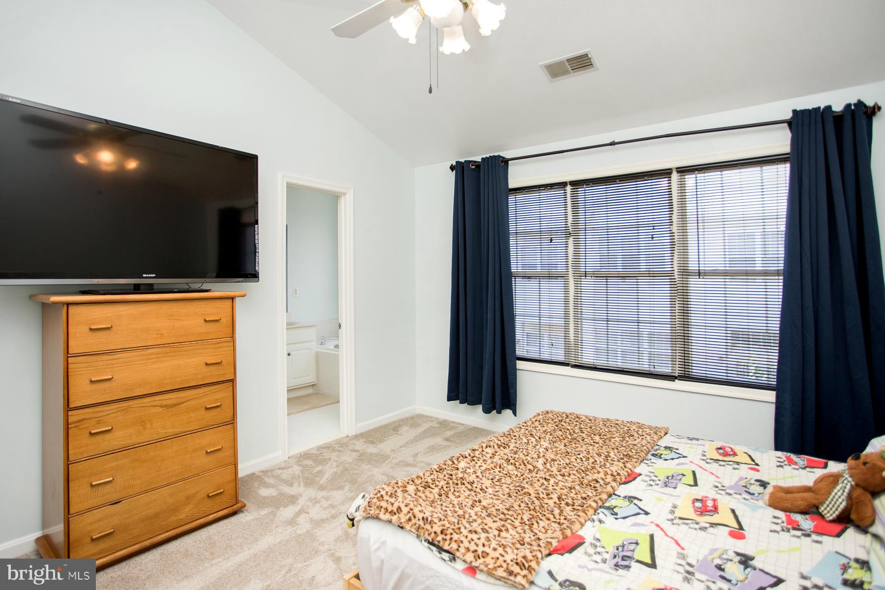 EDSALL RD T/H - Residential