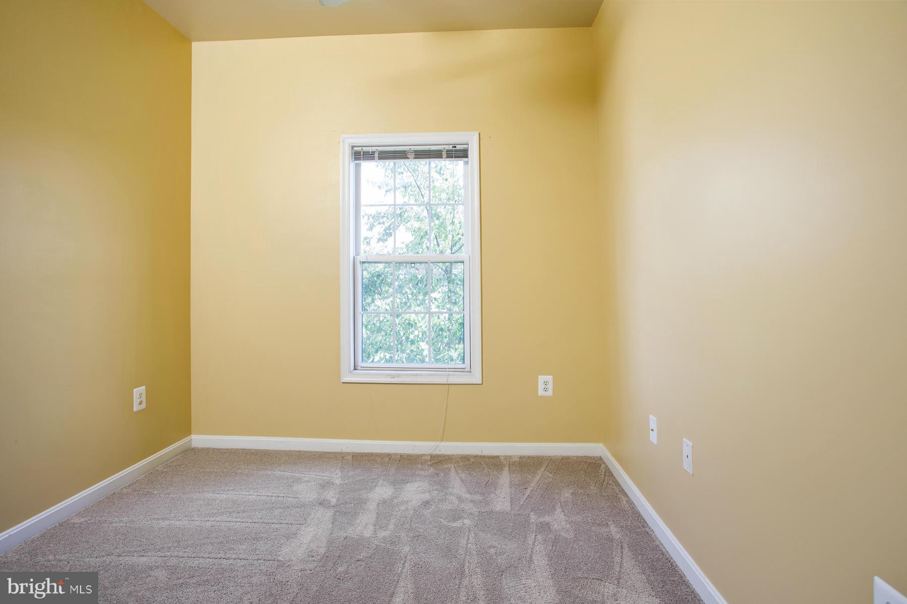 EDSALL RD T/H - Residential