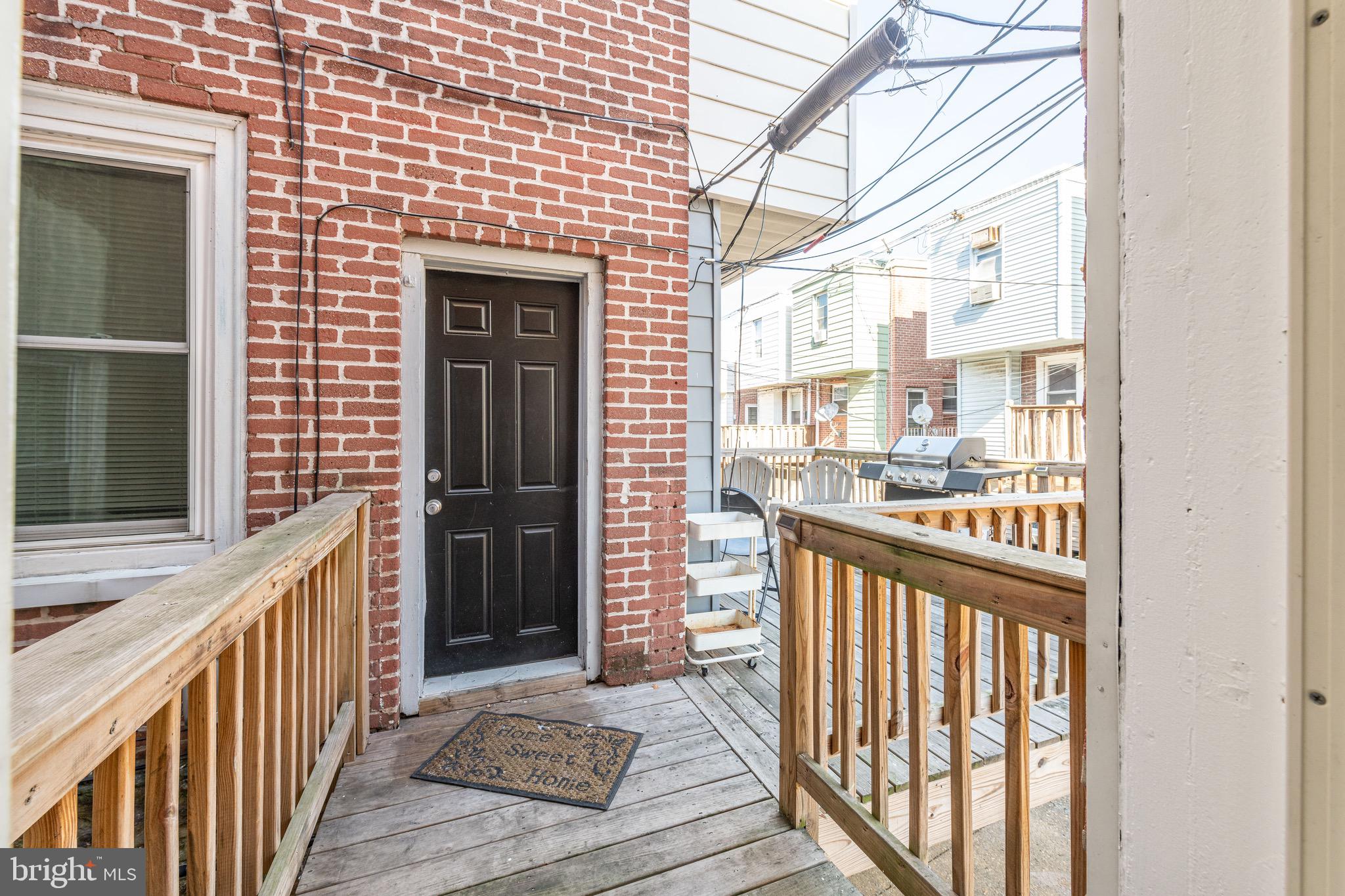 PHILADELPHIA (NORTHEAST) - Residential