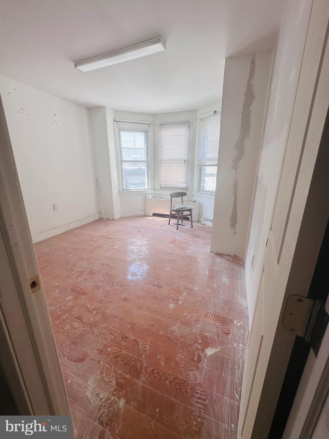 PHILADELPHIA (NORTHEAST) - Residential