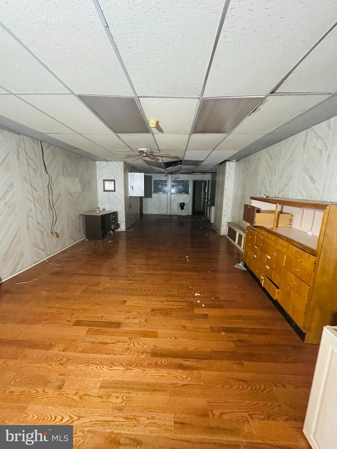 1644 BRIDGE STREET