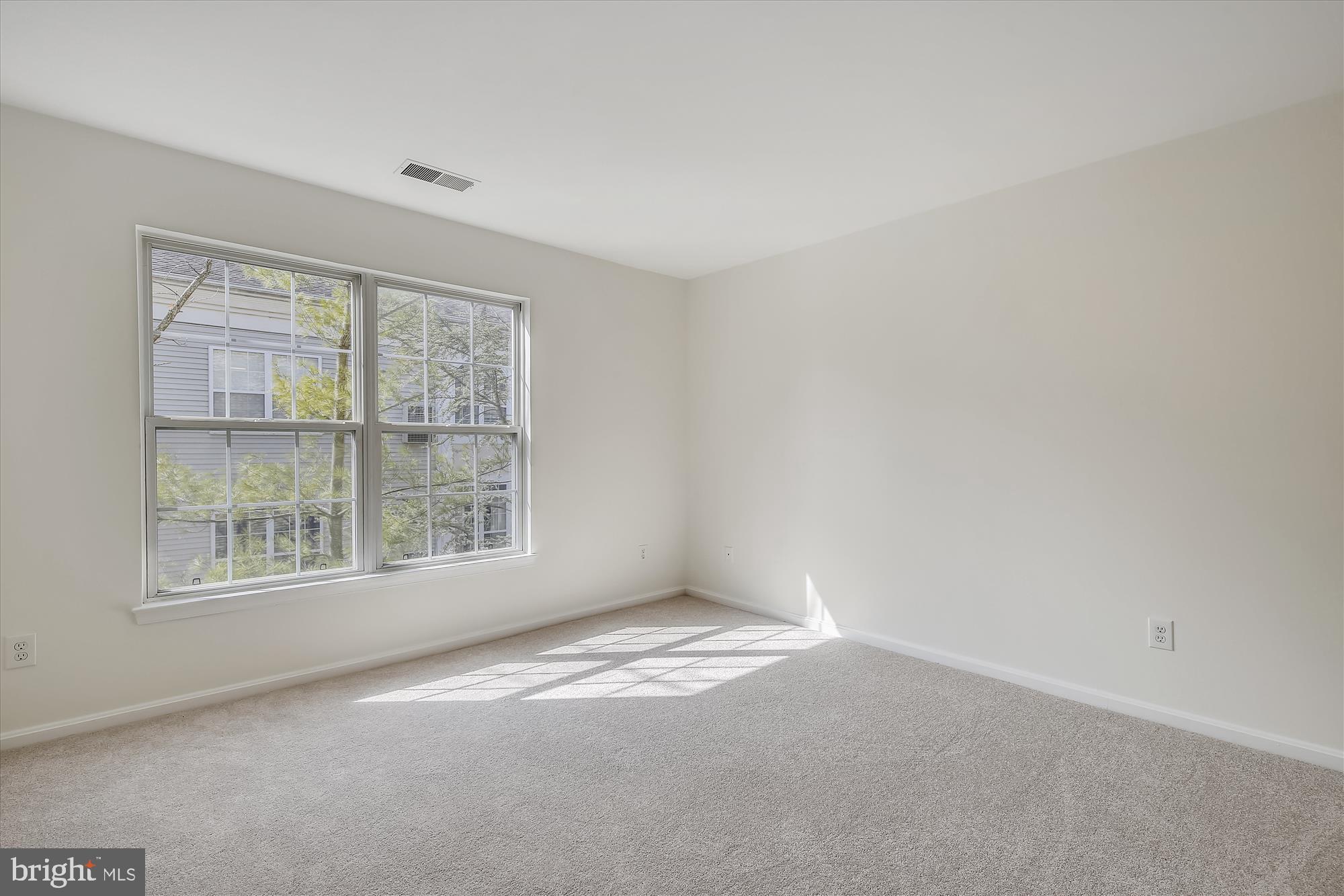 CARDINAL PLACE - Residential