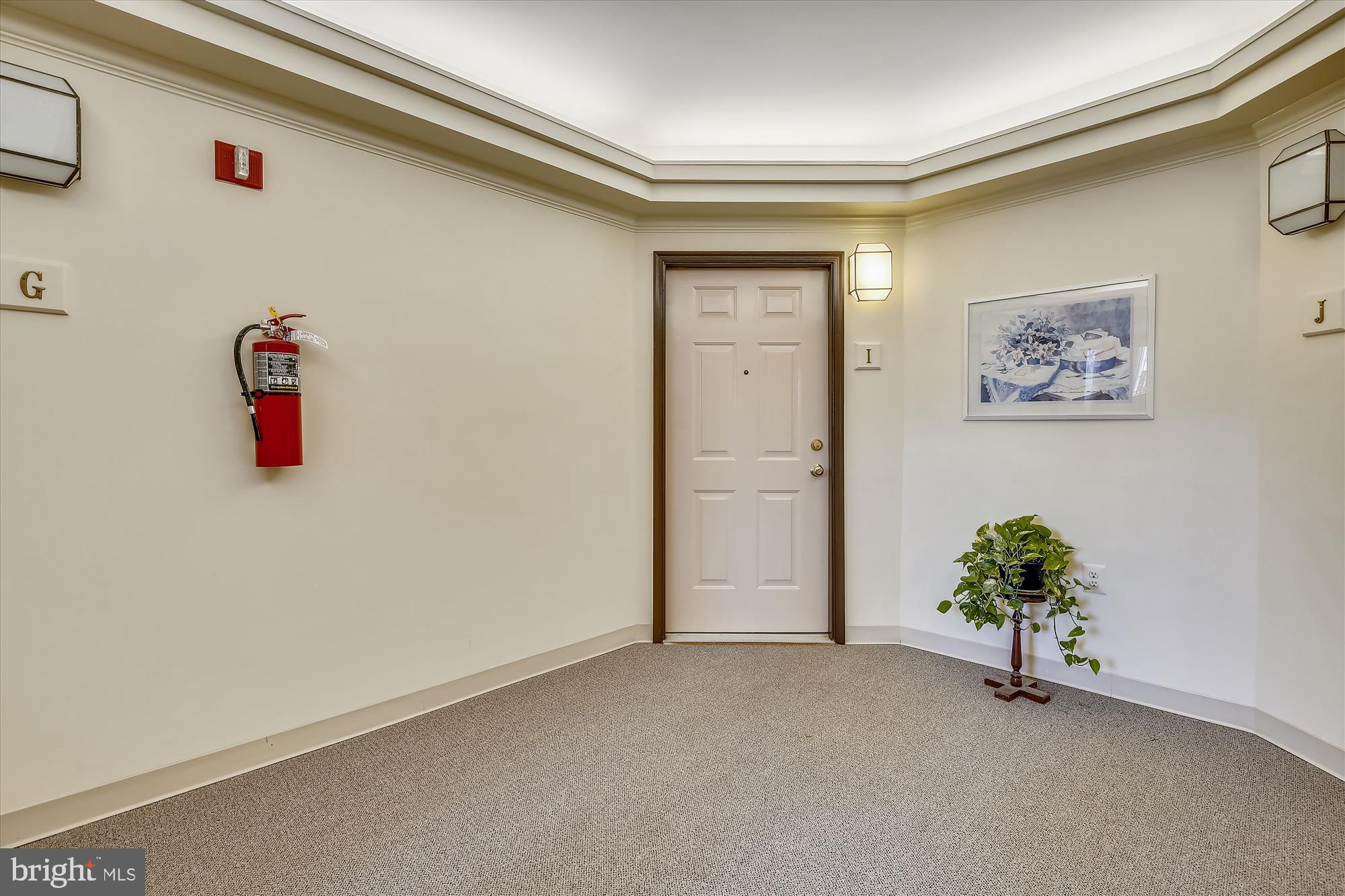 CARDINAL PLACE - Residential