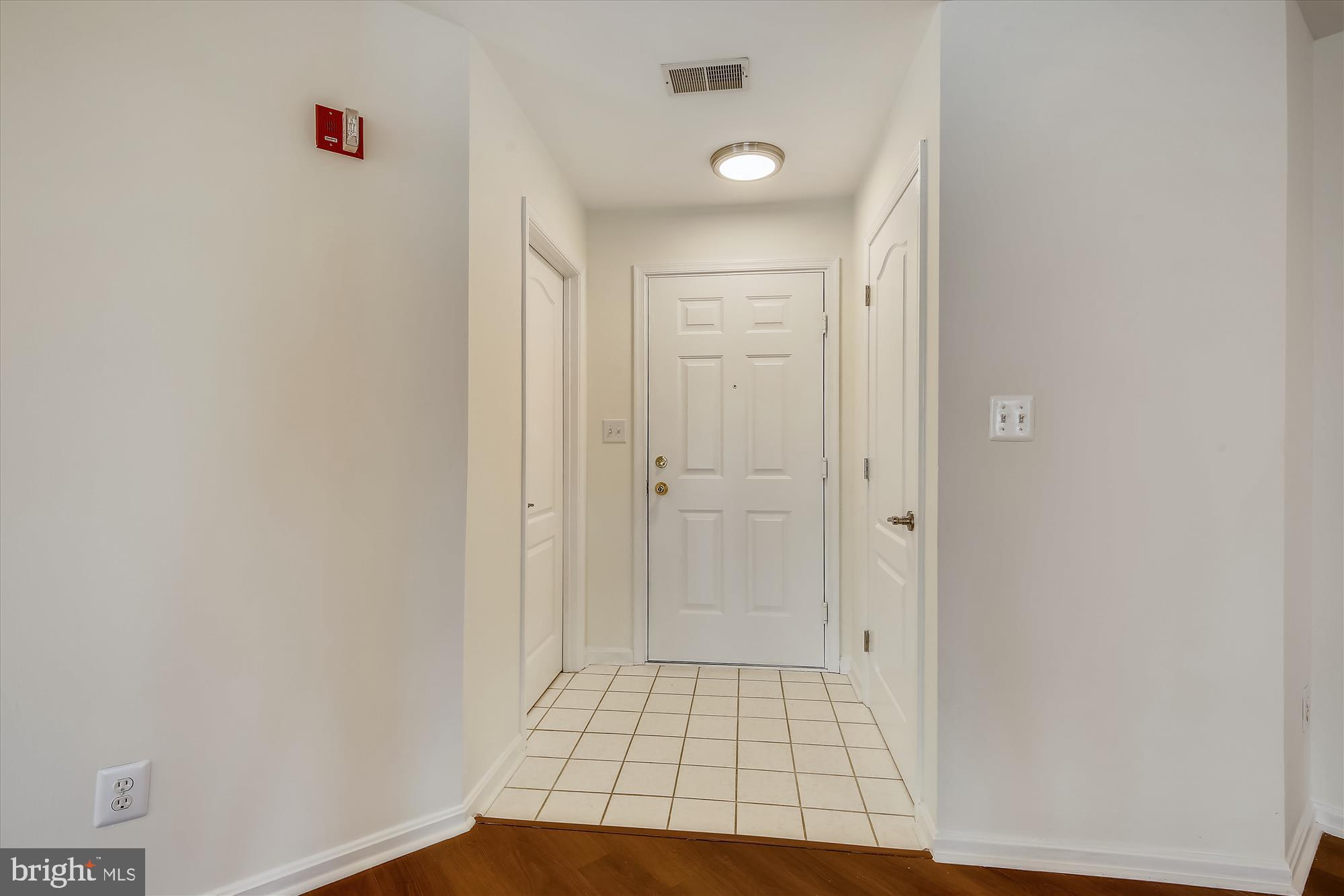 CARDINAL PLACE - Residential