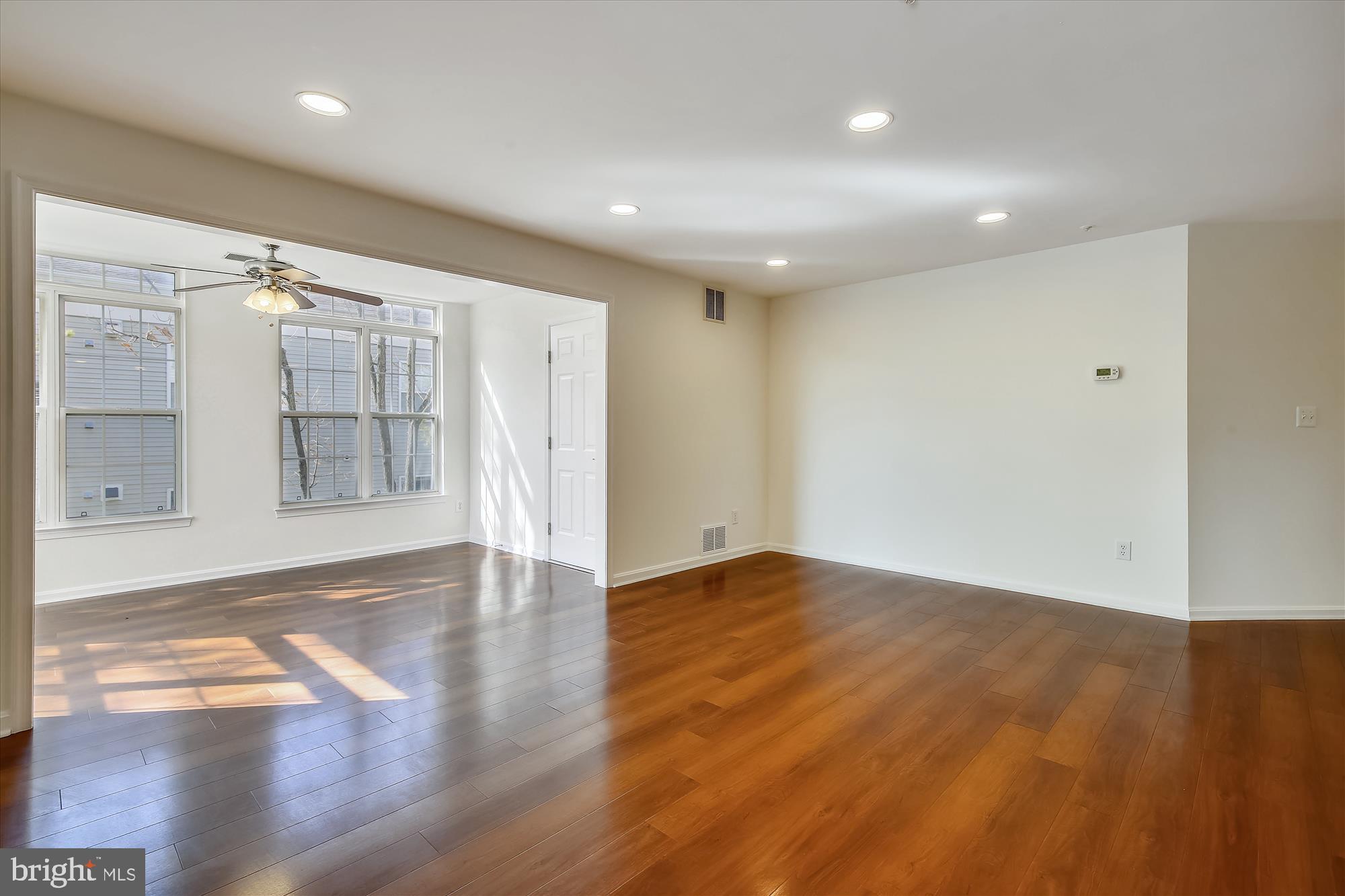 CARDINAL PLACE - Residential