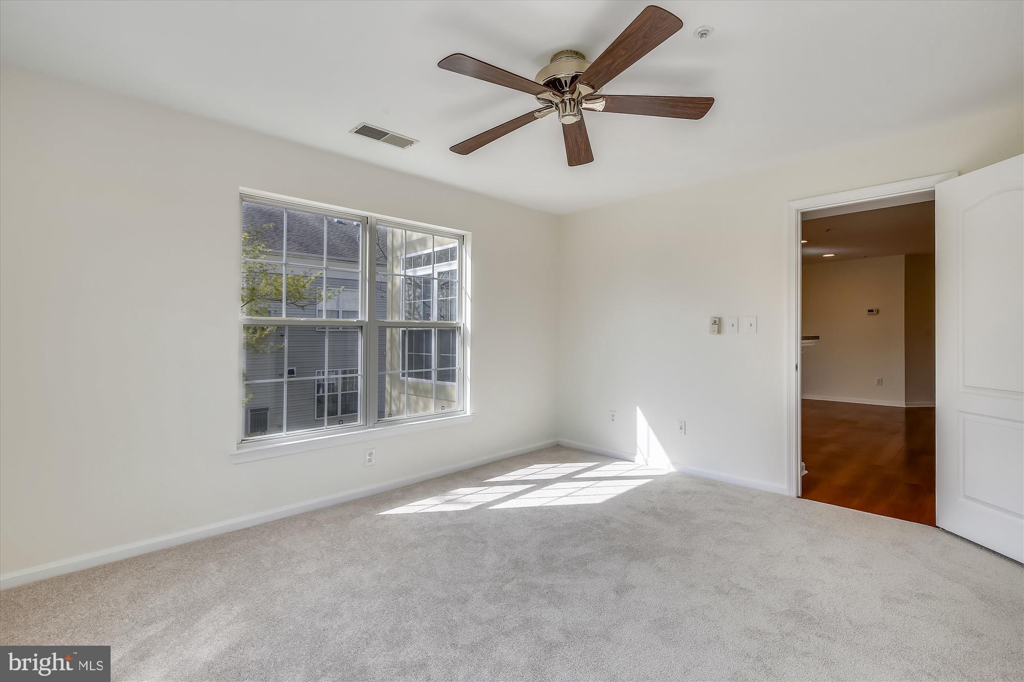 CARDINAL PLACE - Residential