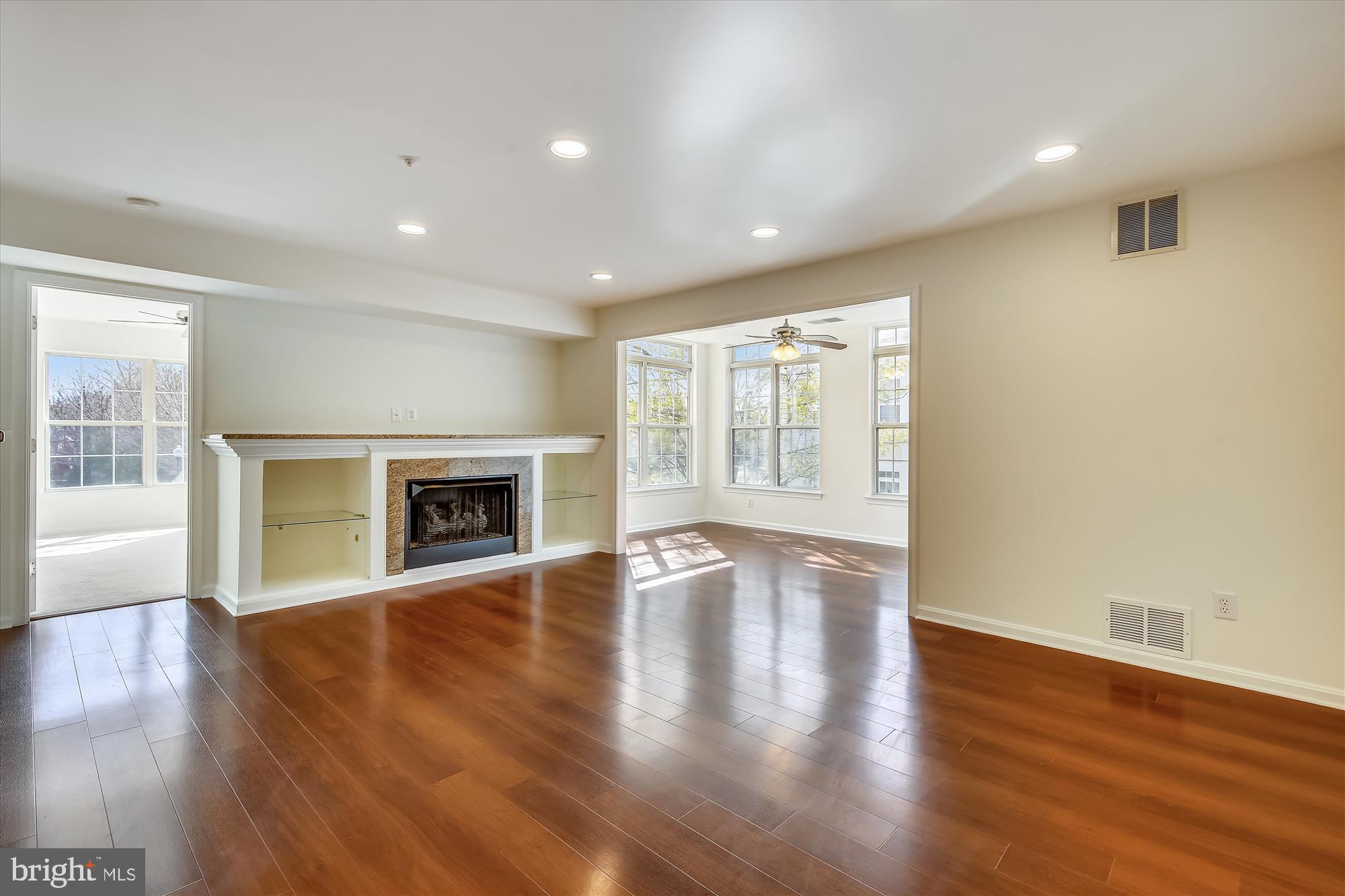 CARDINAL PLACE - Residential