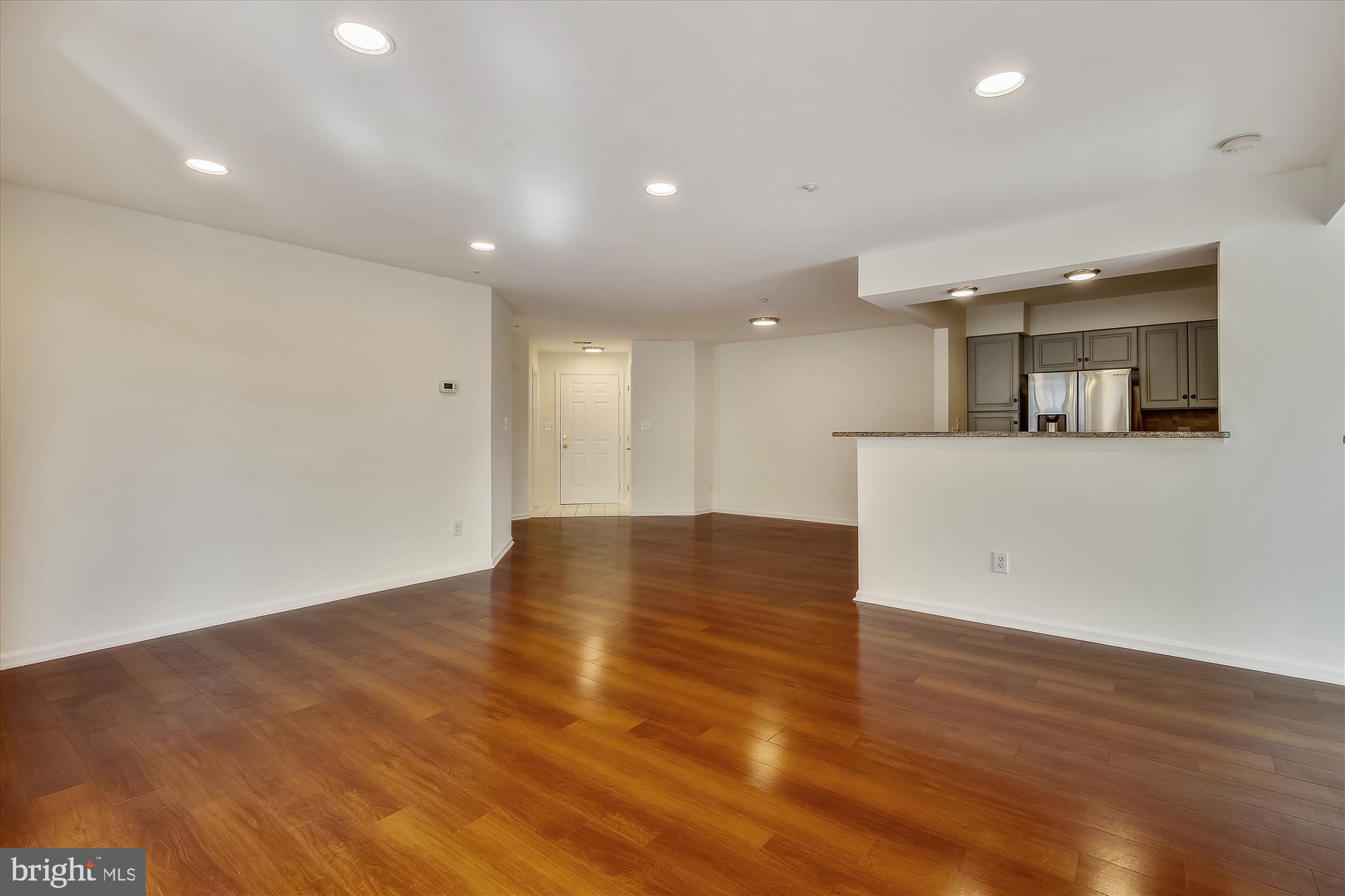 CARDINAL PLACE - Residential