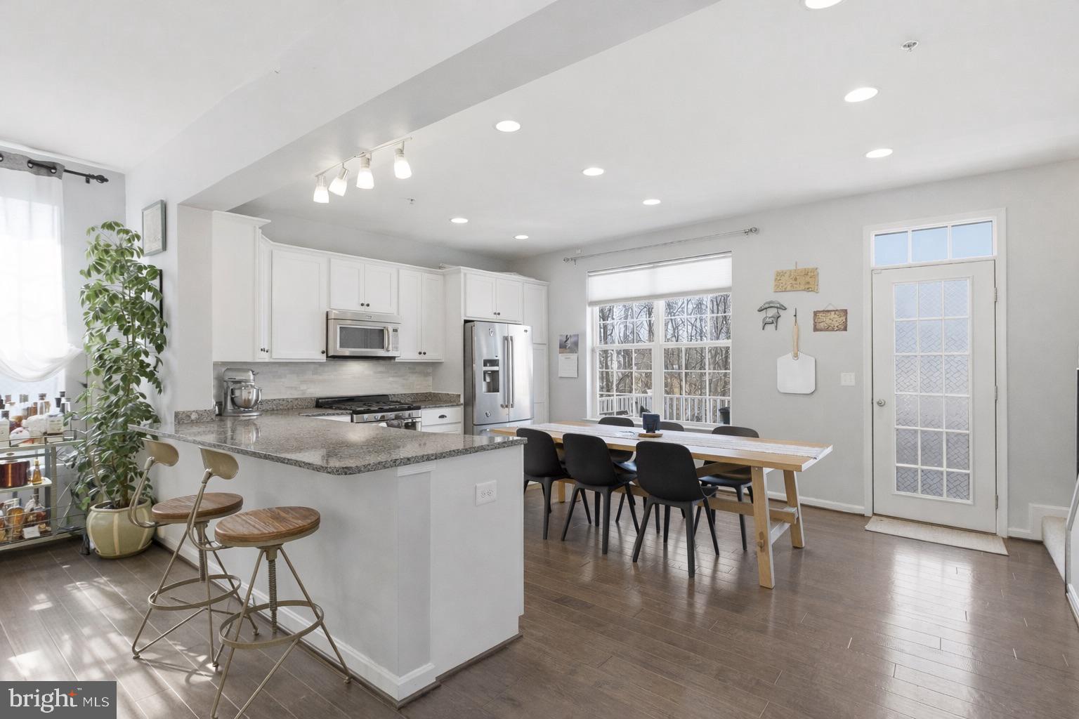 THE VILLAGES OF STEEPLECHASE - Residential