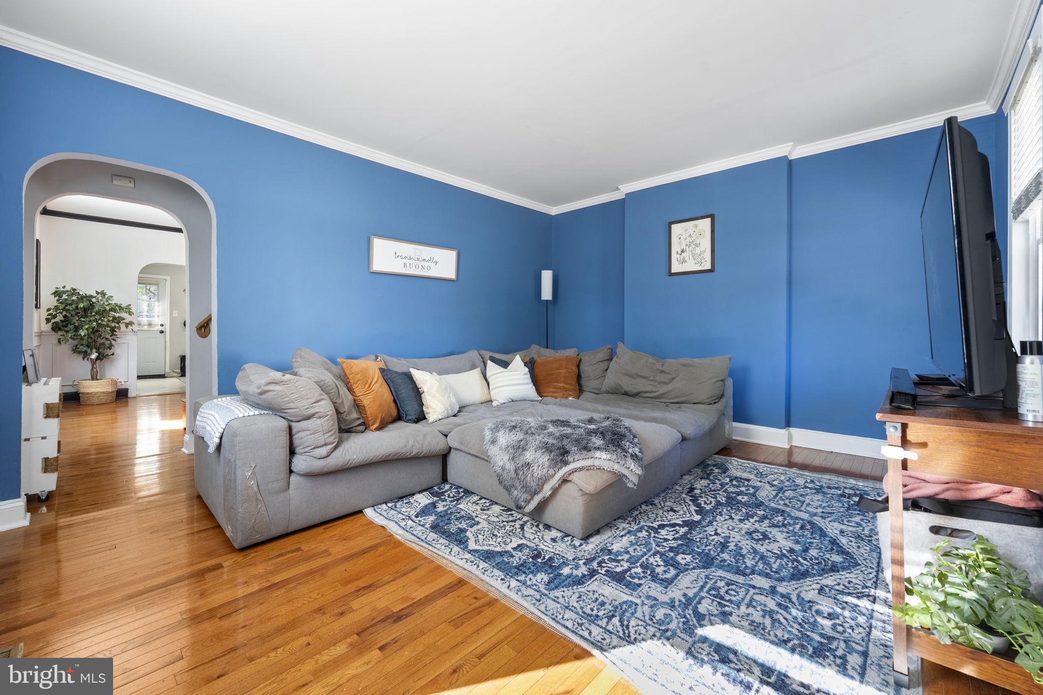 CLIFTON HEIGHTS - Residential