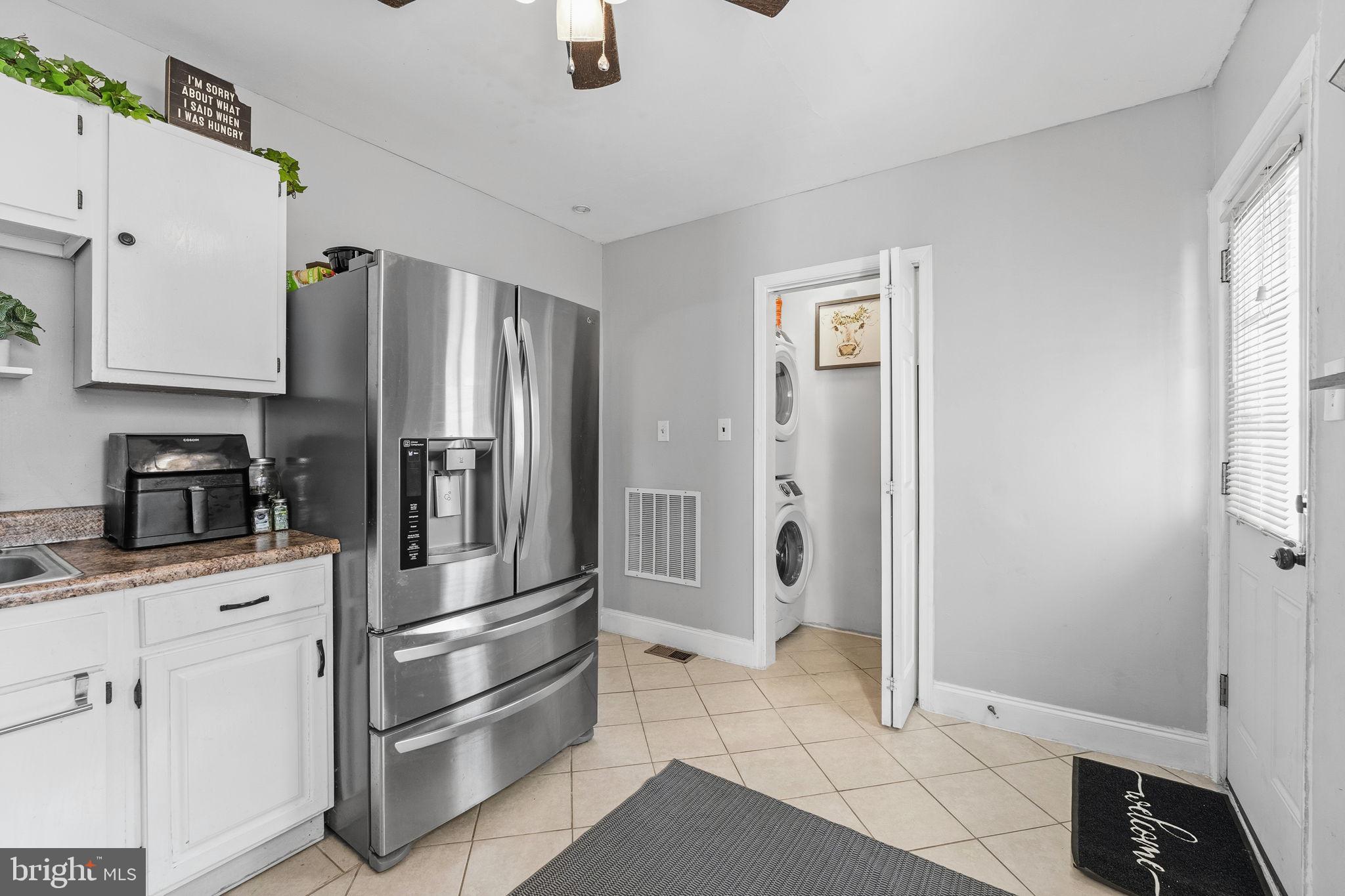 CLIFTON HEIGHTS - Residential