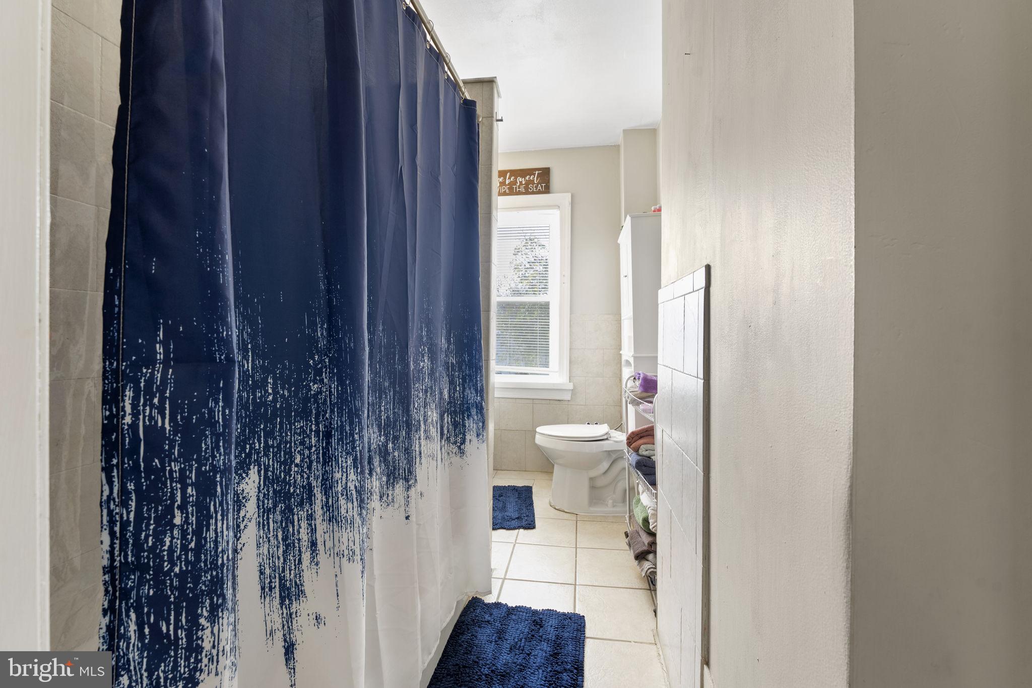 CLIFTON HEIGHTS - Residential