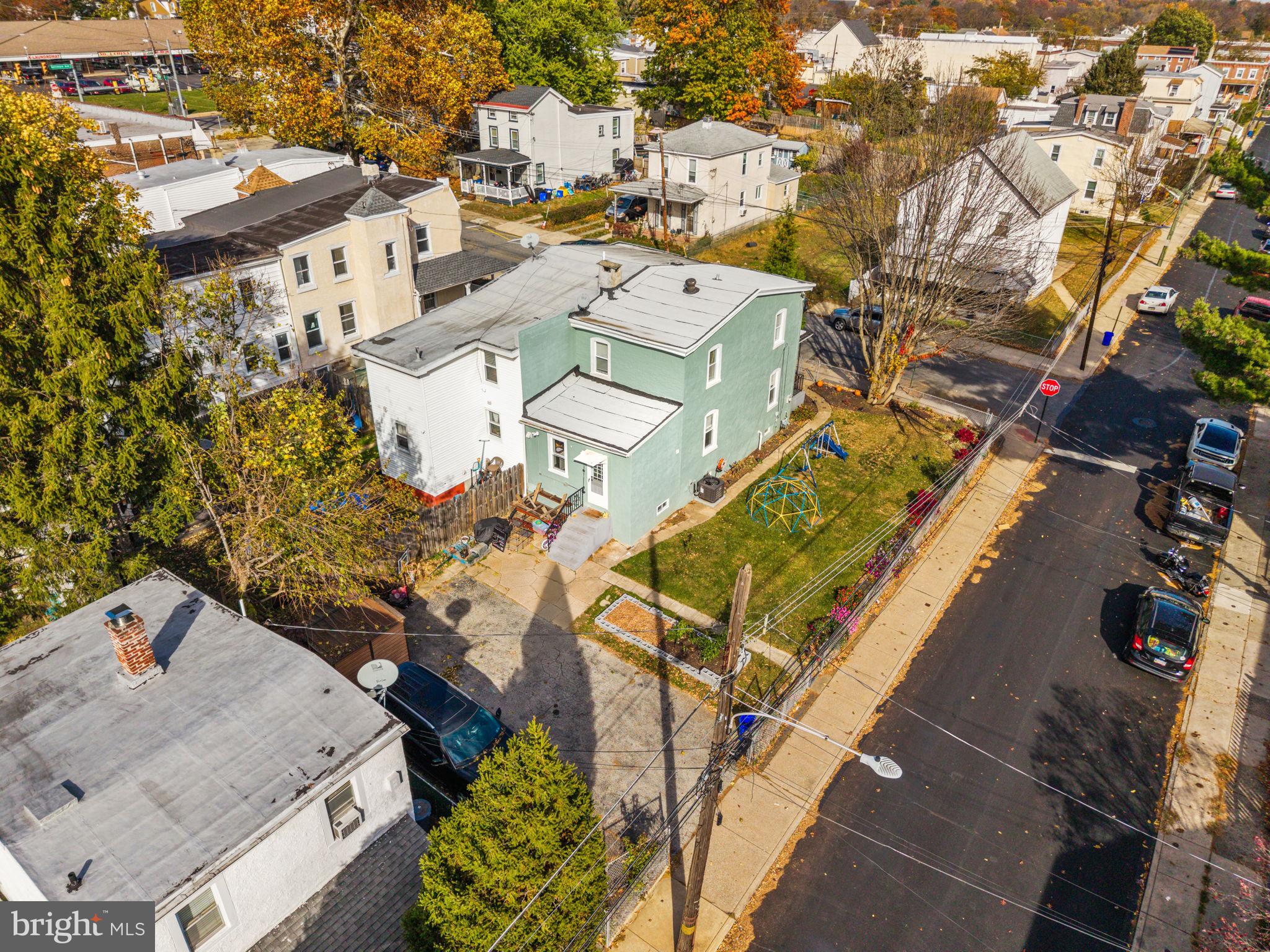 CLIFTON HEIGHTS - Residential