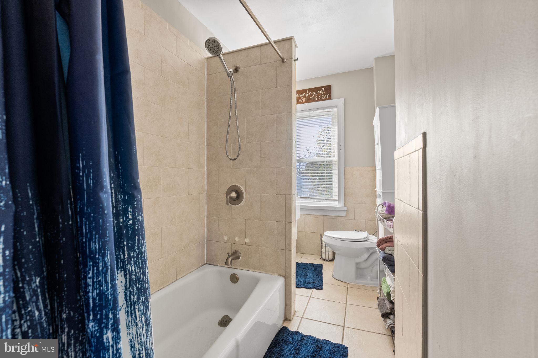 CLIFTON HEIGHTS - Residential