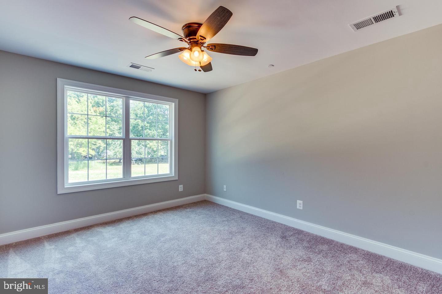 KENT ISLAND ESTATES - Residential Lease