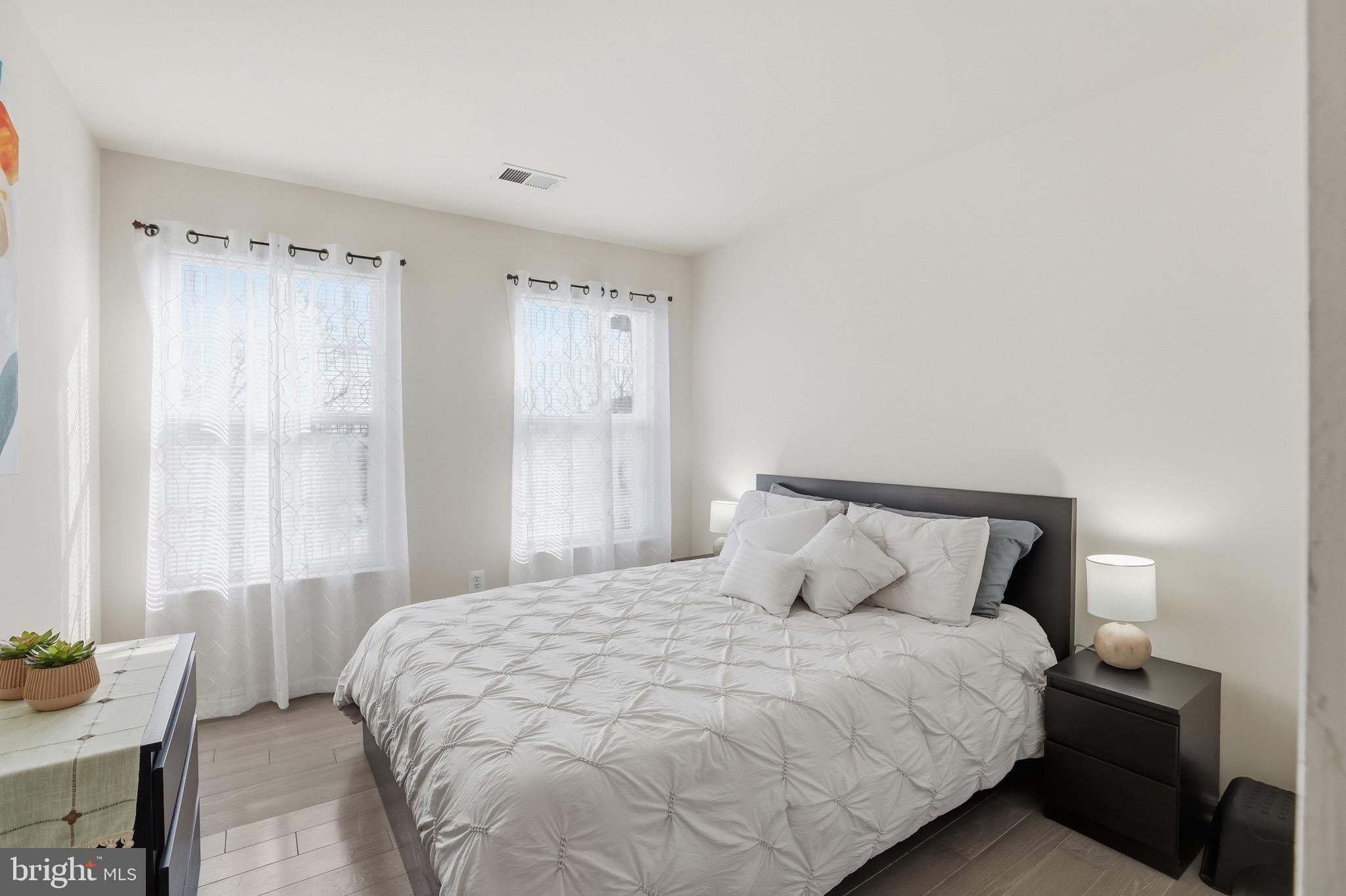 SPRING LAKES - Residential Lease