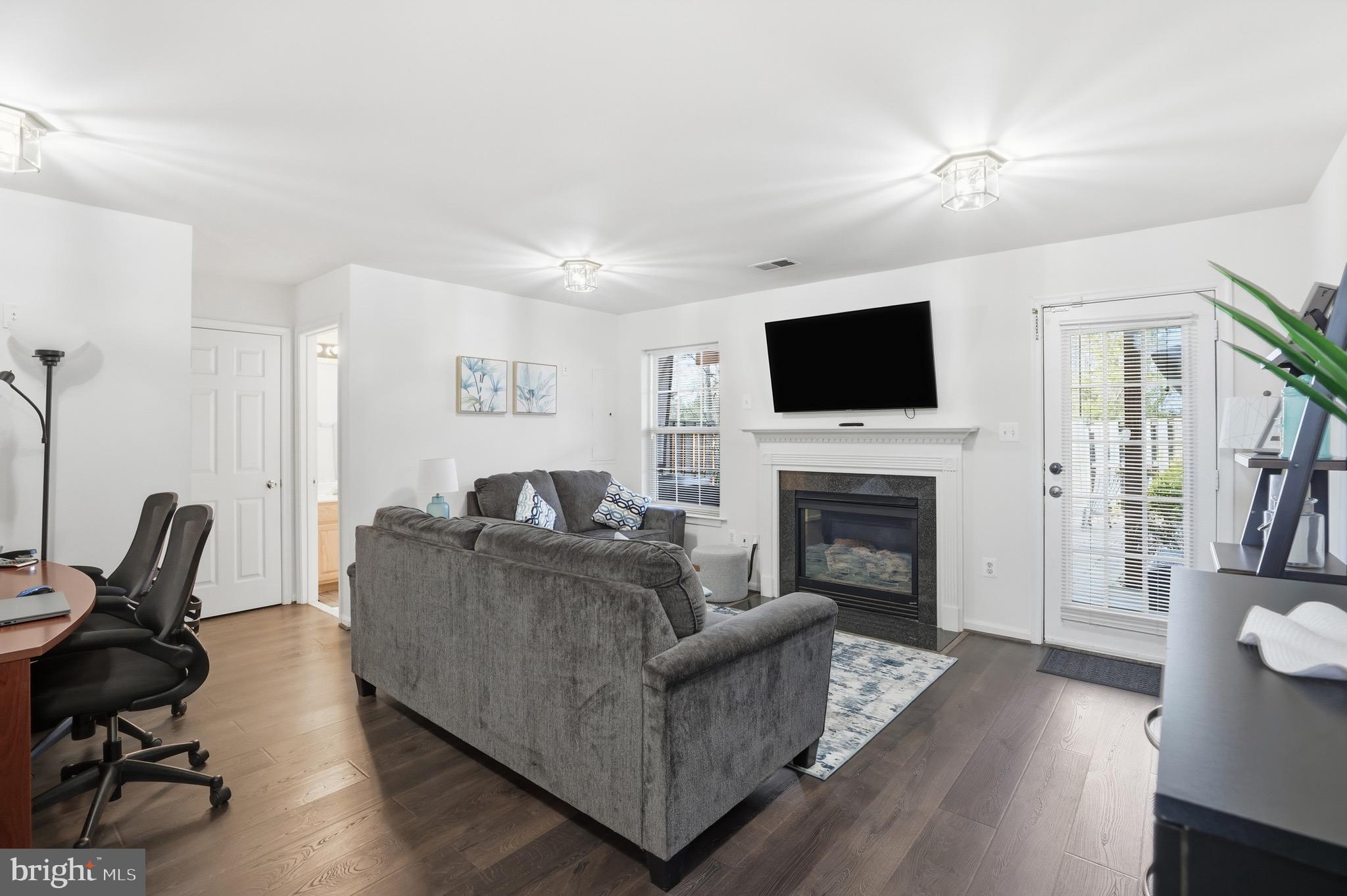 SPRING LAKES - Residential Lease