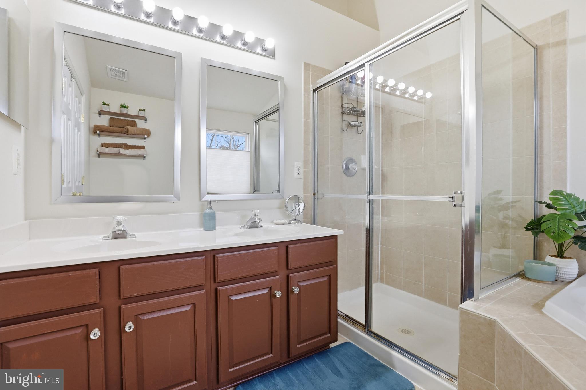 SPRING LAKES - Residential Lease