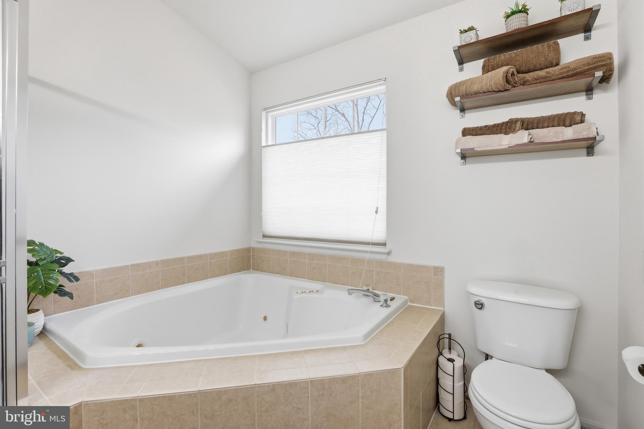 SPRING LAKES - Residential Lease